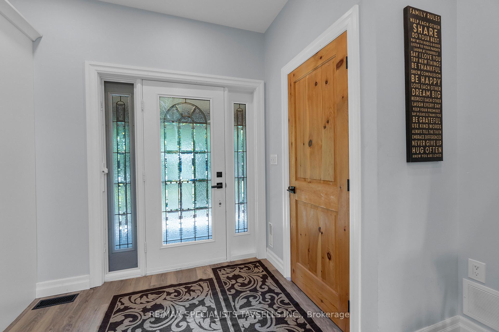 Photo 2 of 18 Lakeland Drive, Tiny, Rural Tiny — HOMEH