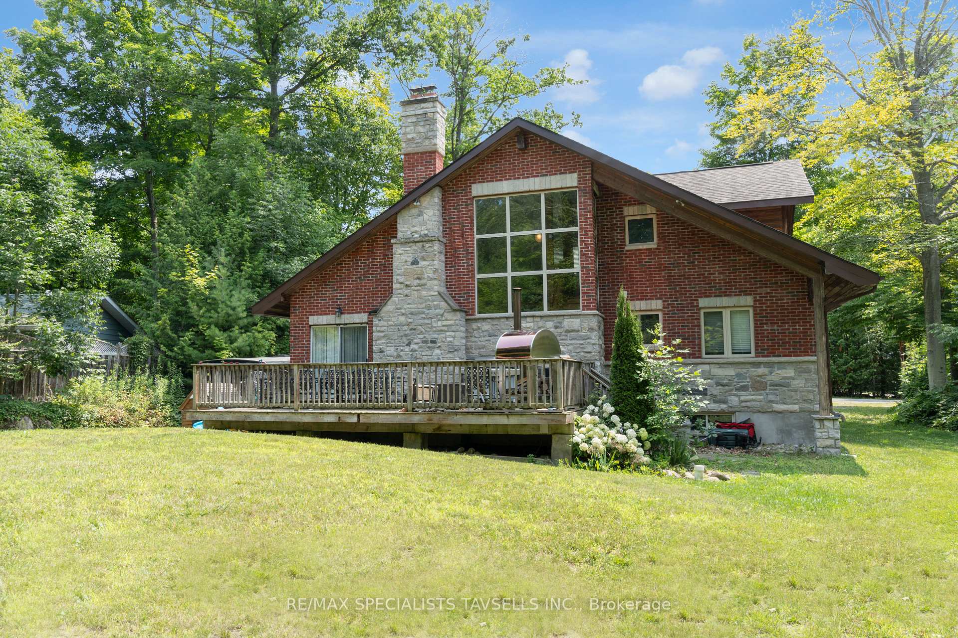 Photo 28 of 18 Lakeland Drive, Tiny, Rural Tiny — HOMEH