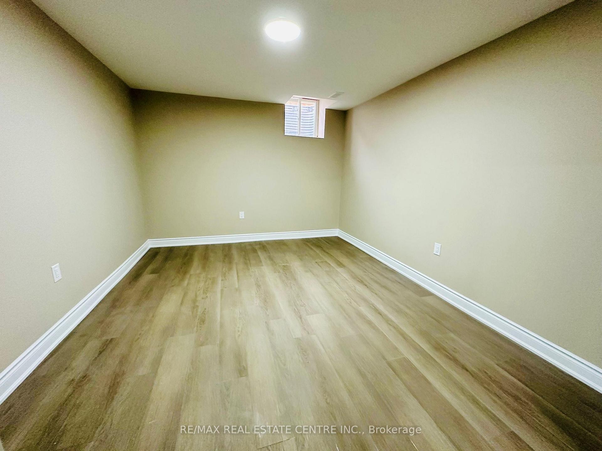 Photo 17 of 3 Elverton Crescent, Brampton, Northwest Brampton — HOMEH
