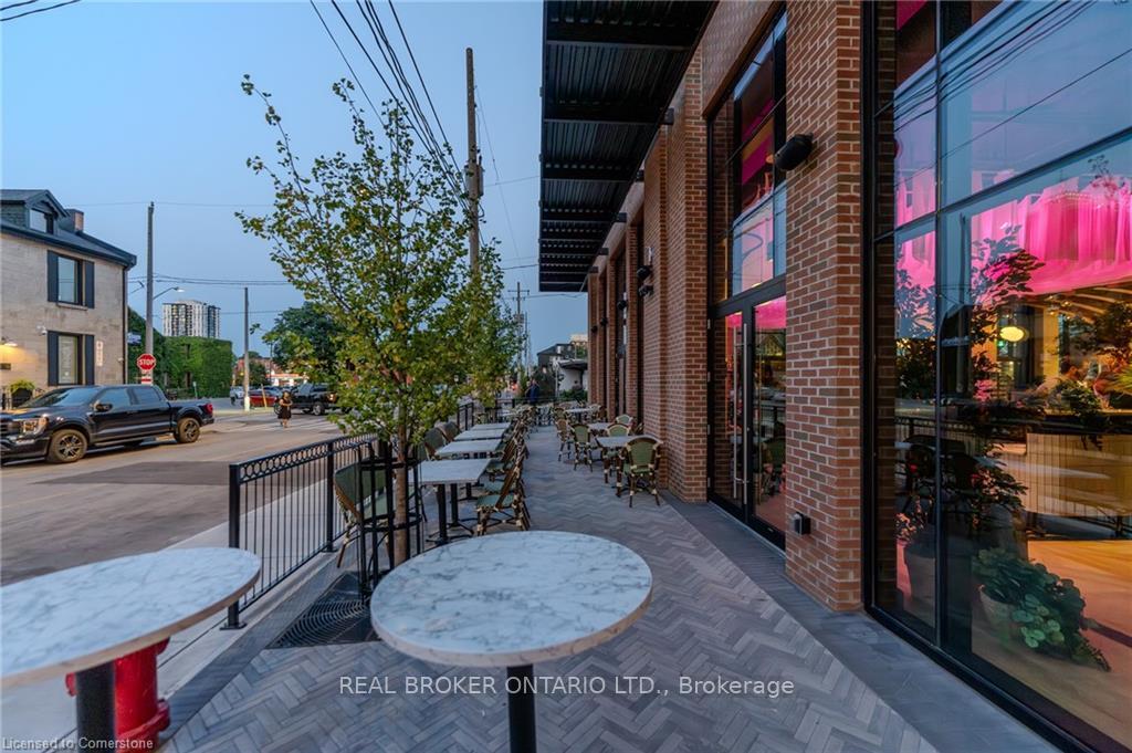 Photo 14 of Unit 702, 24 Augusta Street, Hamilton, Corktown — HOMEH