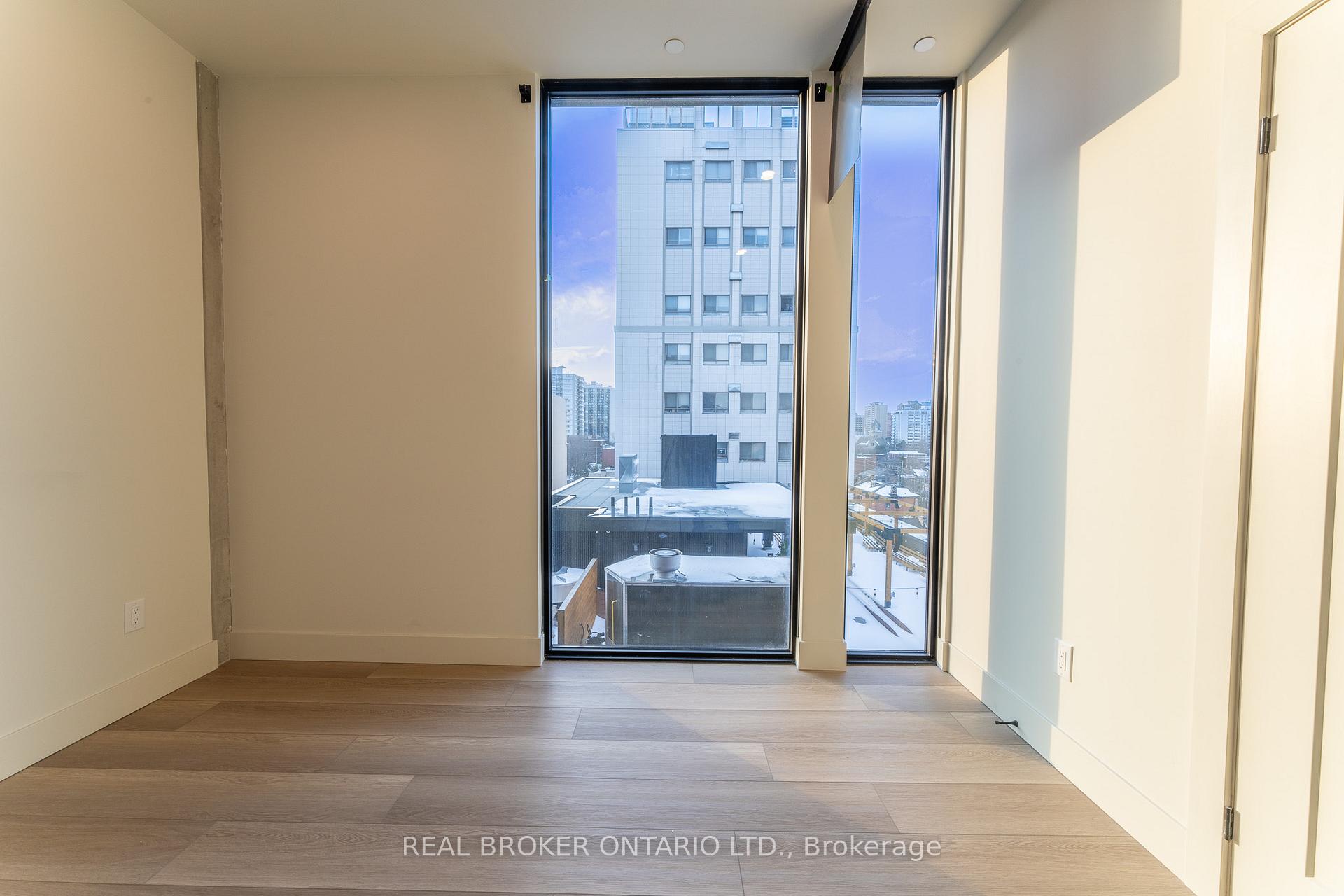 Photo 5 of Unit 601, 24 Augusta Street, Hamilton, Corktown — HOMEH