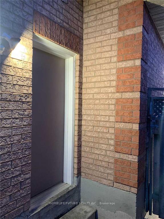 Photo 3 of Unit Bsmt, 318 Highglen Avenue, Markham, Middlefield — HOMEH