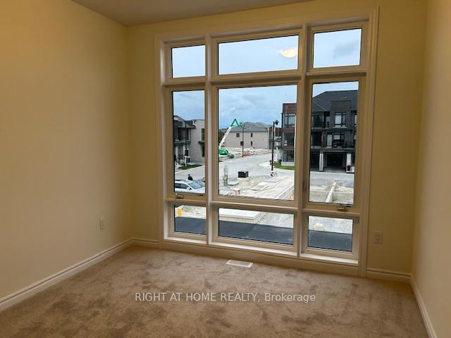 Photo 11 of 32 Blick Crescent, Aurora, Bayview Northeast — HOMEH