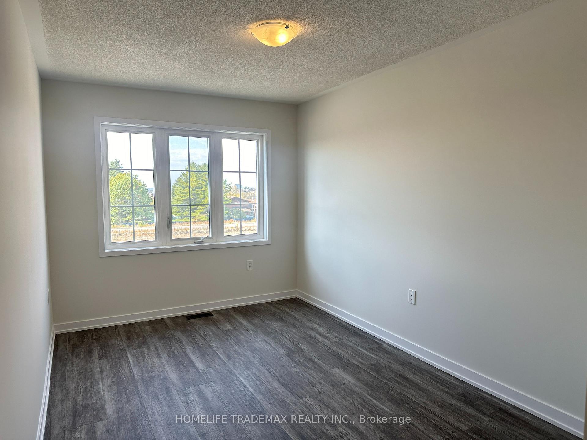 Photo 10 of 2044 Horace Duncan Crescent, Oshawa, Taunton — HOMEH