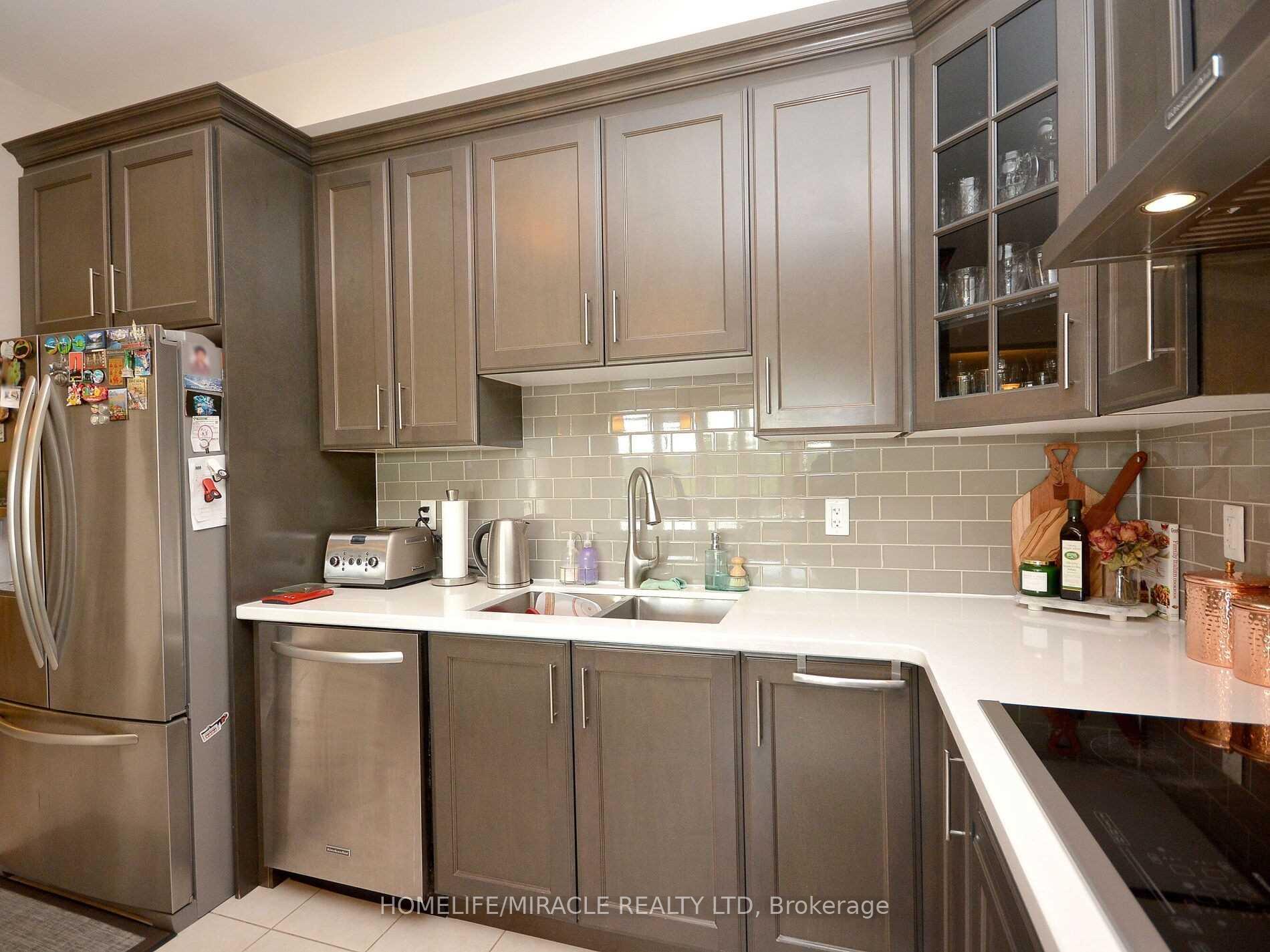 Photo 8 of 104 Leadership (Upper) Drive, Brampton, Credit Valley — HOMEH