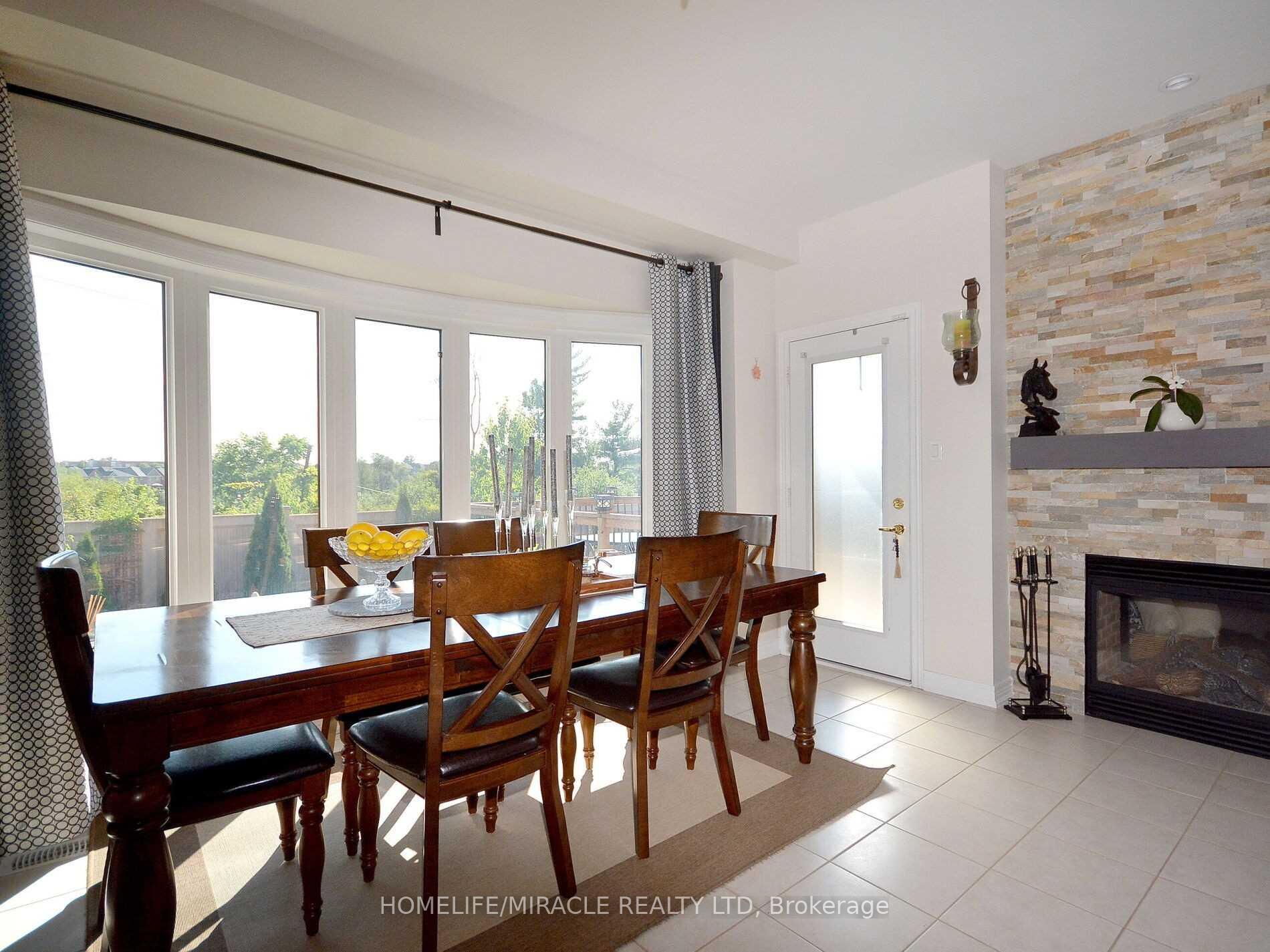 Photo 13 of 104 Leadership (Upper) Drive, Brampton, Credit Valley — HOMEH