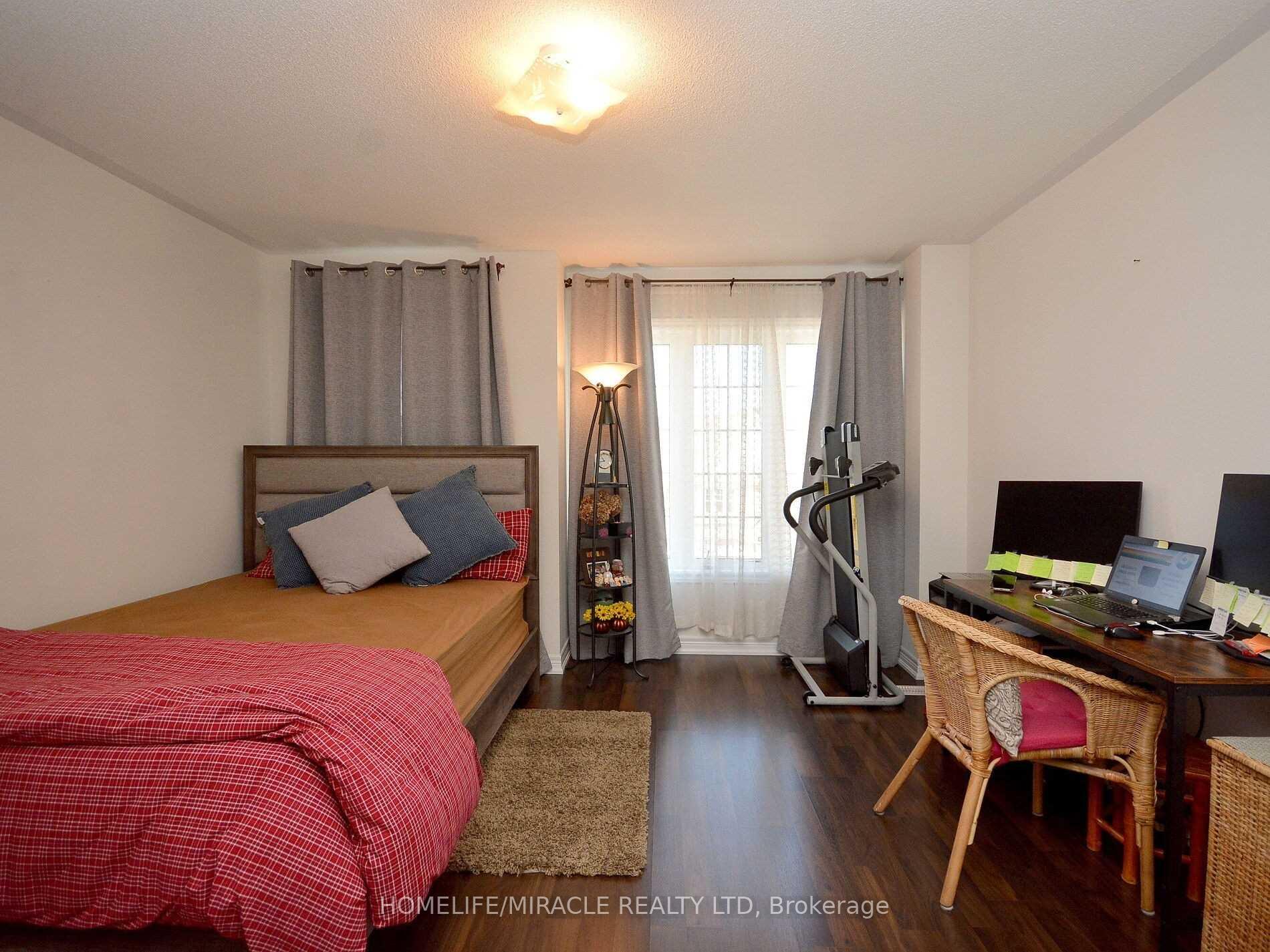 Photo 19 of 104 Leadership (Upper) Drive, Brampton, Credit Valley — HOMEH