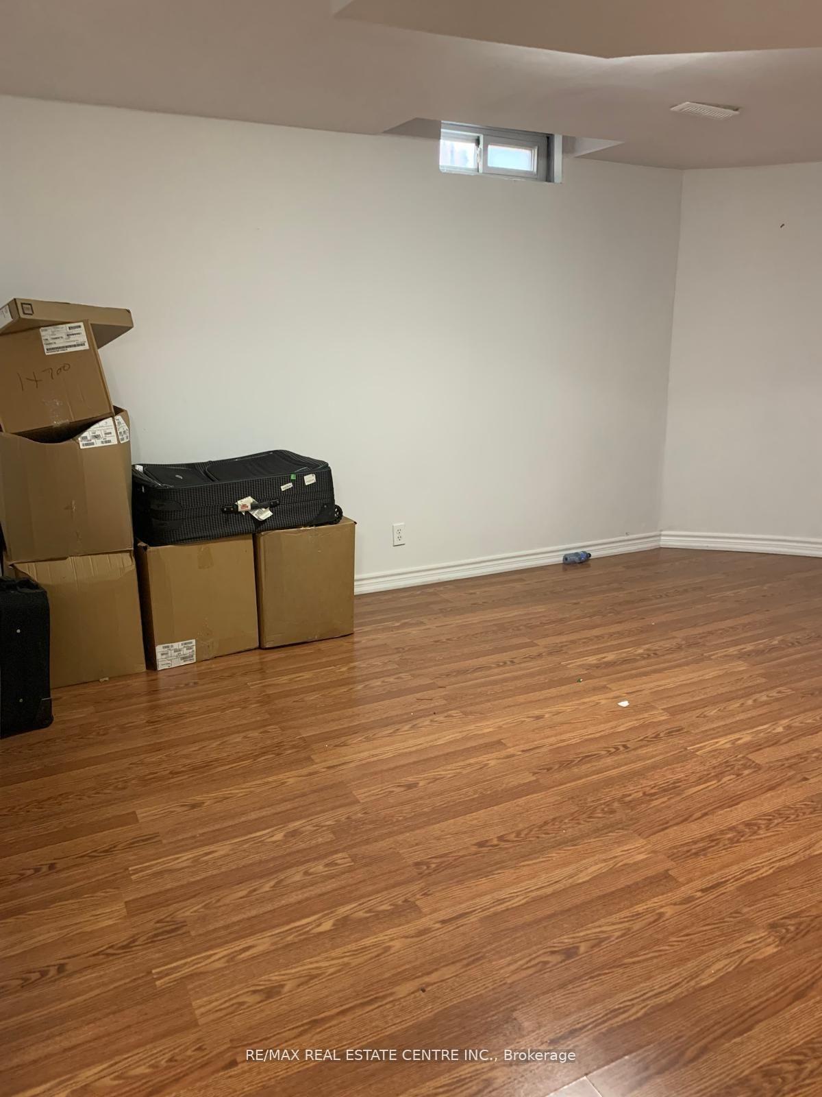 Photo 6 of Unit Bsmt, 10 Shenstone Avenue, Brampton, Heart Lake West — HOMEH