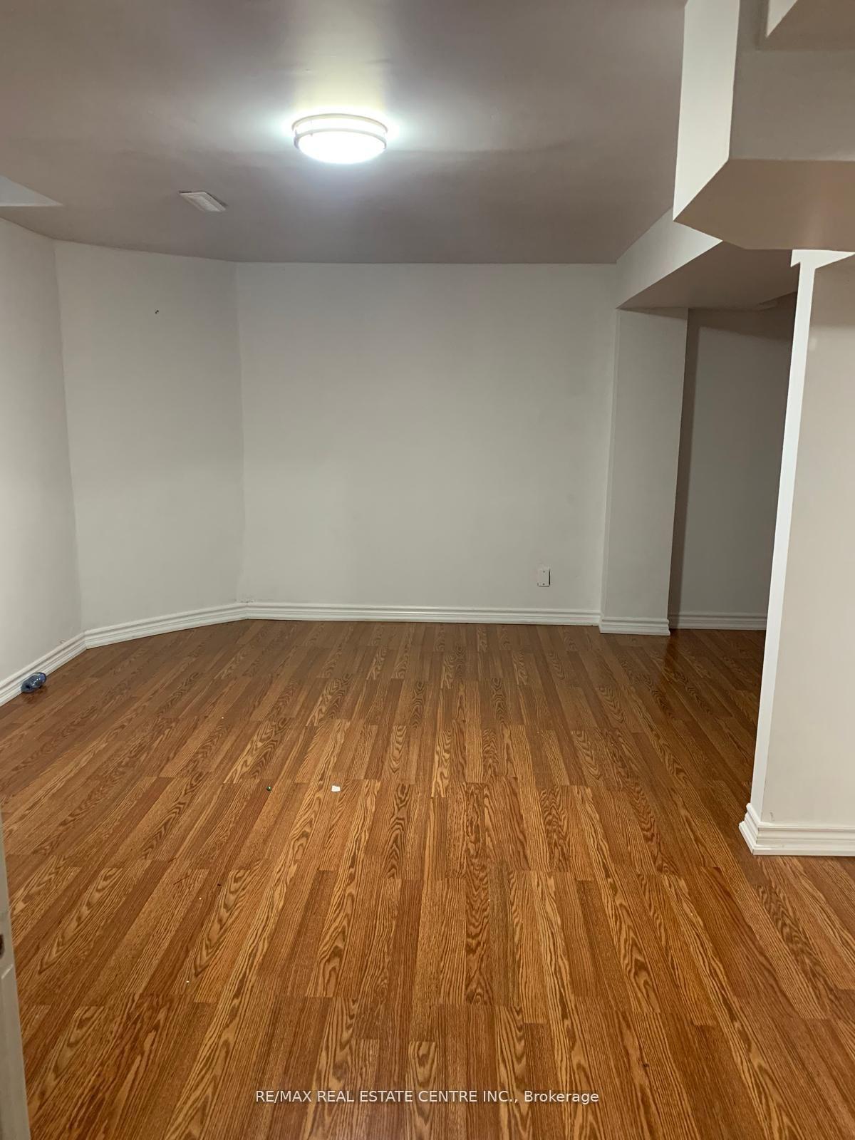 Photo 5 of Unit Bsmt, 10 Shenstone Avenue, Brampton, Heart Lake West — HOMEH