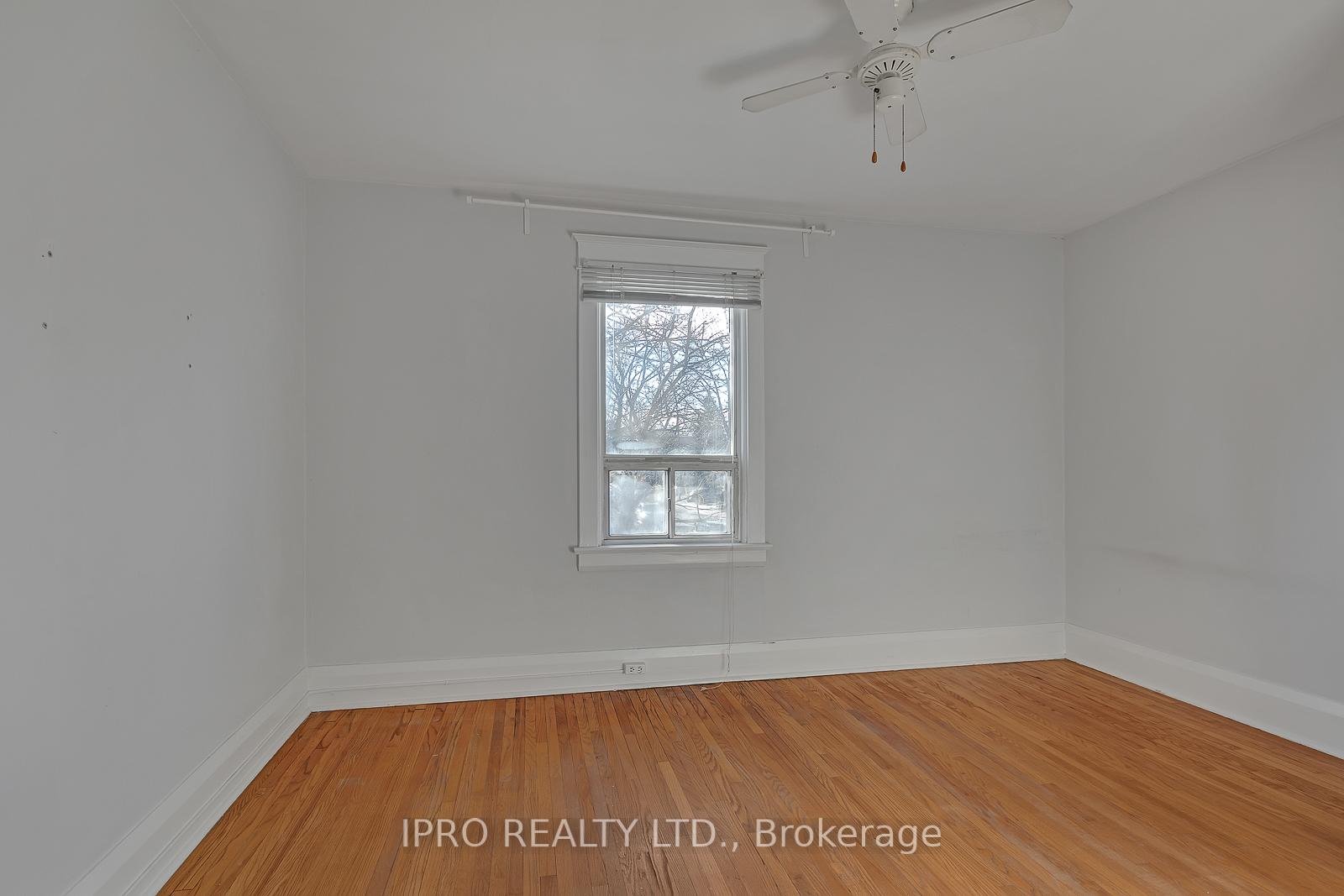 Photo 17 of Unit 2, 449 Manor Road E, Toronto, Mount Pleasant East — HOMEH