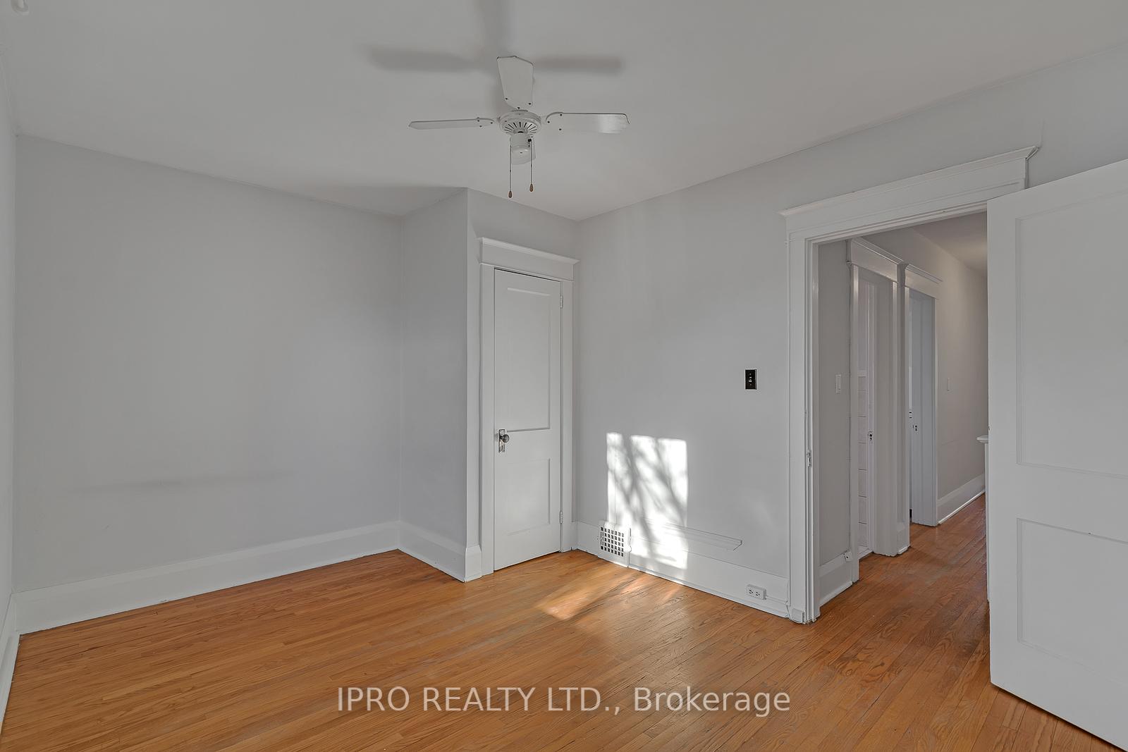 Photo 19 of Unit 2, 449 Manor Road E, Toronto, Mount Pleasant East — HOMEH