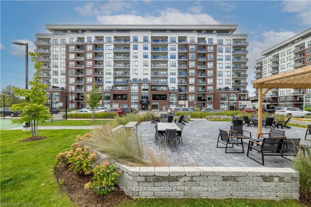 Front of Unit 713, 480 Callaway Road