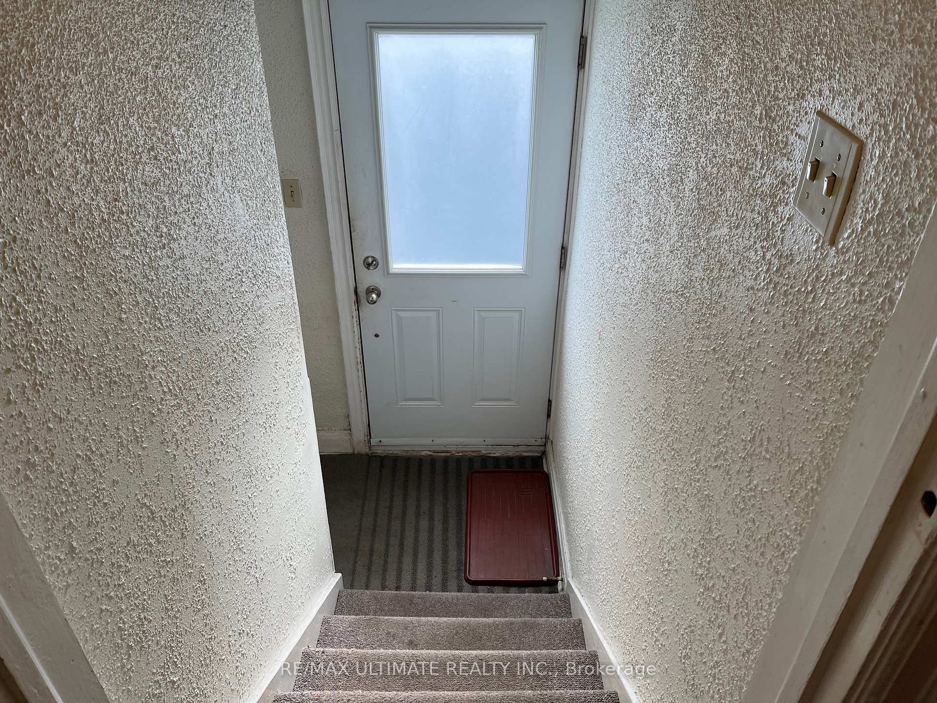 Photo 4 of 61 Sunrise Avenue, Toronto, East York — HOMEH