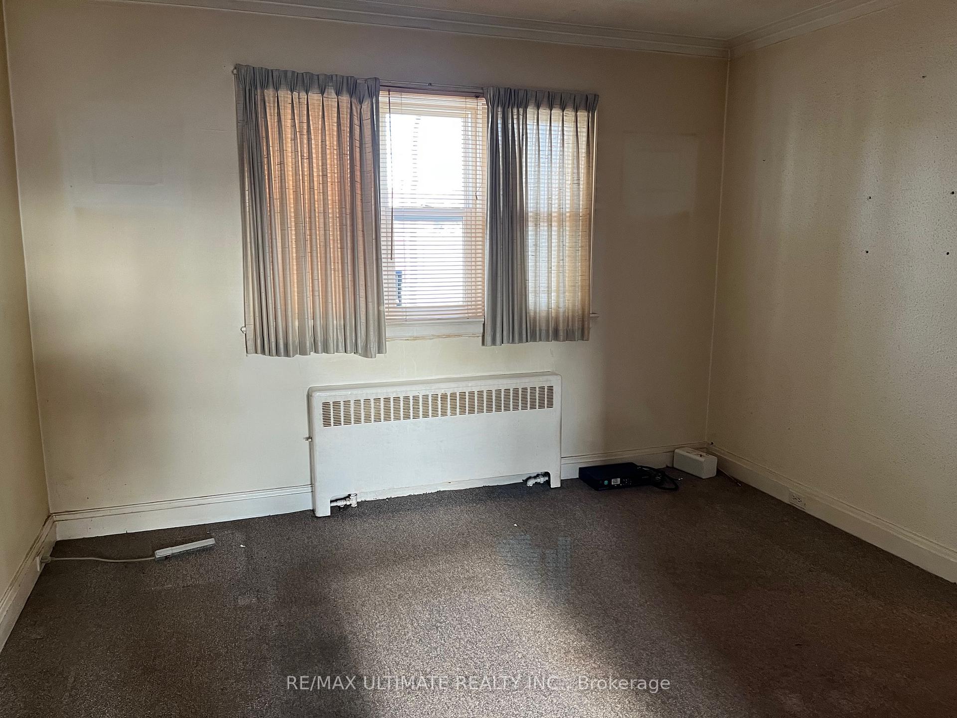 Photo 5 of 61 Sunrise Avenue, Toronto, East York — HOMEH