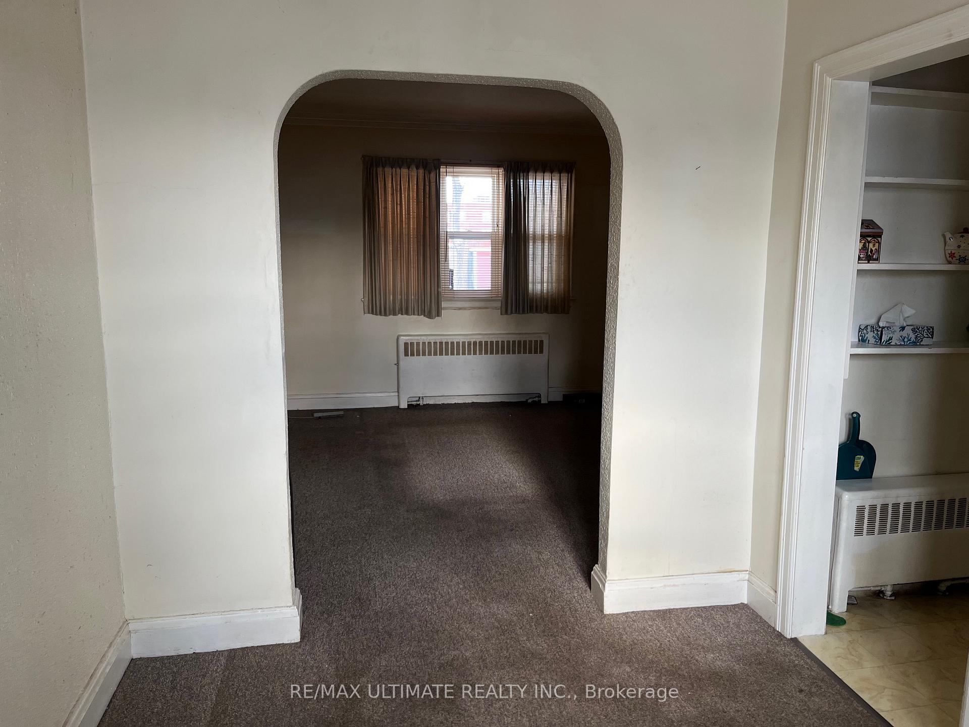 Photo 3 of 61 Sunrise Avenue, Toronto, East York — HOMEH