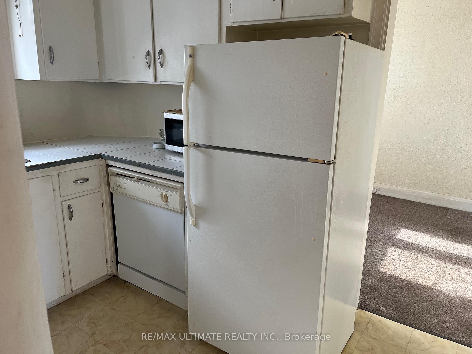 Photo 12 of 61 Sunrise Avenue, Toronto, East York — HOMEH