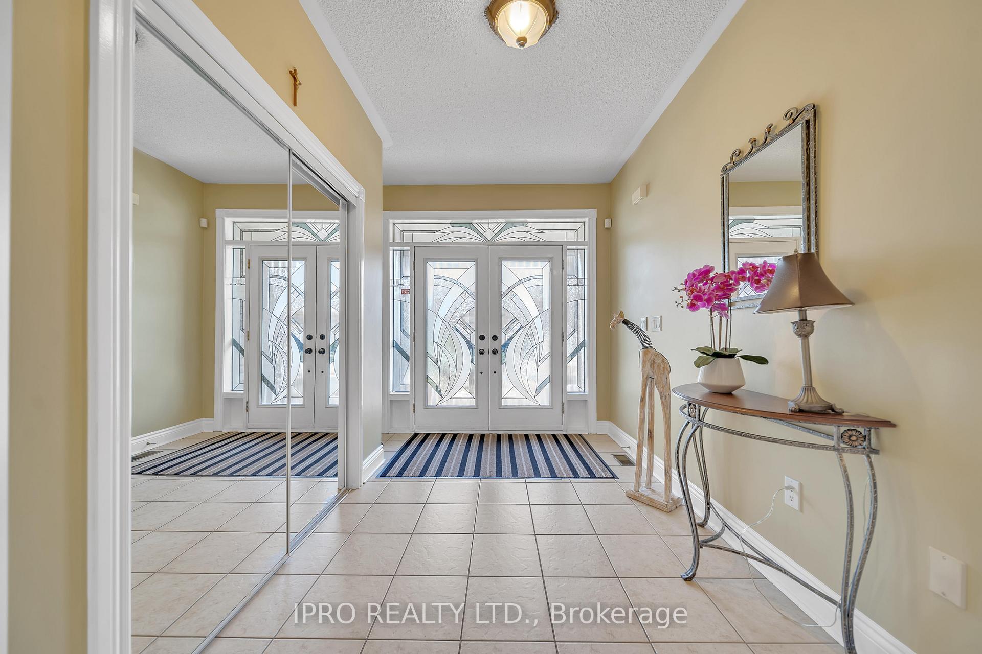 Photo 11 of Unit Main and 2nd Floor Only, 26 Beavervalley Drive, Brampton, Fletcher's Meadow — HOMEH