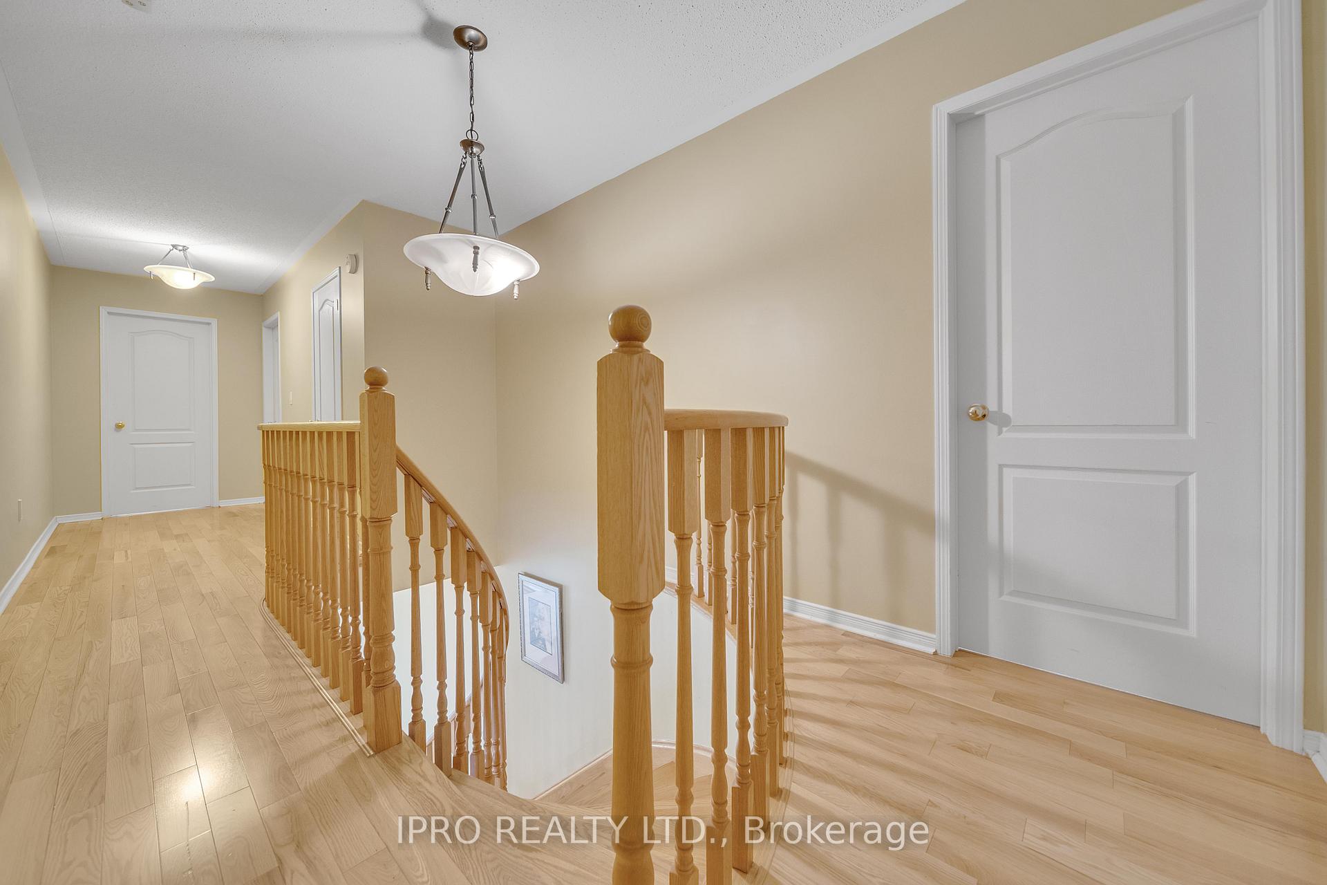 Photo 15 of Unit Main and 2nd Floor Only, 26 Beavervalley Drive, Brampton, Fletcher's Meadow — HOMEH