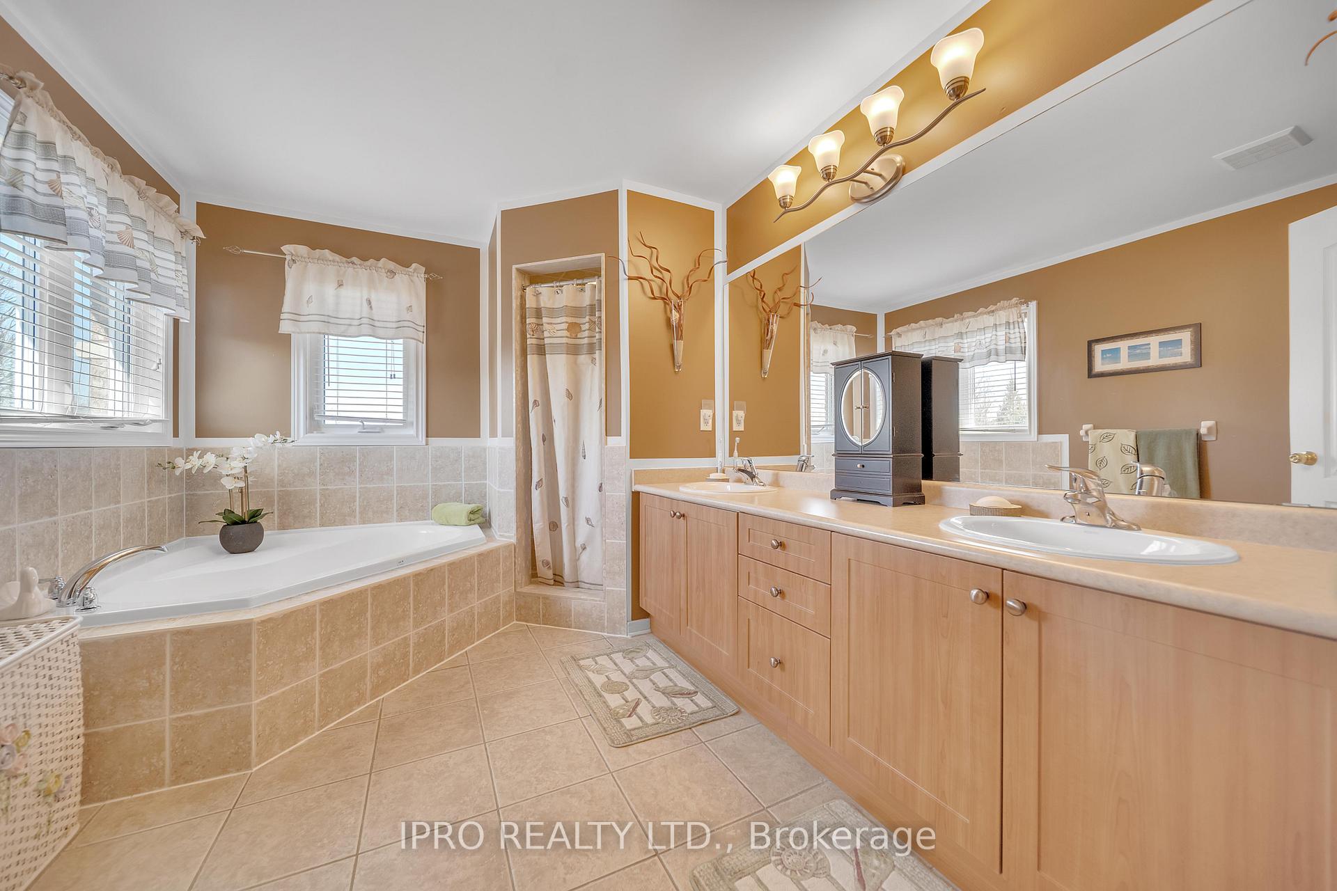 Photo 32 of Unit Main and 2nd Floor Only, 26 Beavervalley Drive, Brampton, Fletcher's Meadow — HOMEH