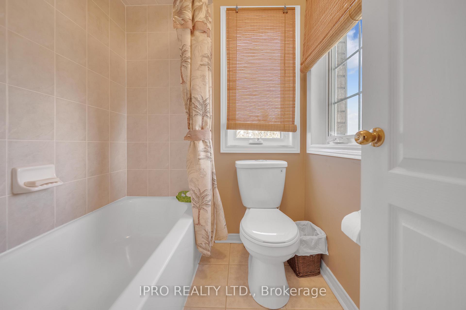 Photo 24 of Unit Main and 2nd Floor Only, 26 Beavervalley Drive, Brampton, Fletcher's Meadow — HOMEH