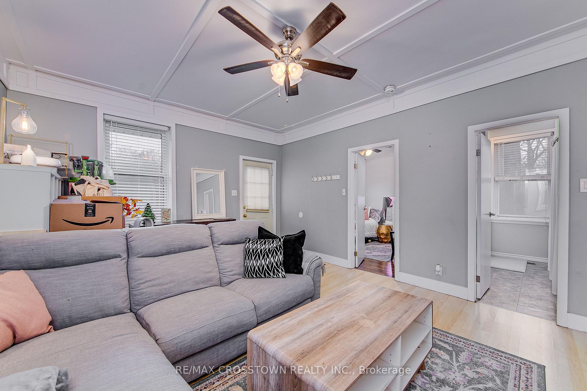 Photo 15 of Unit Upper, 105 Henry Street, Barrie, Queen's Park — HOMEH