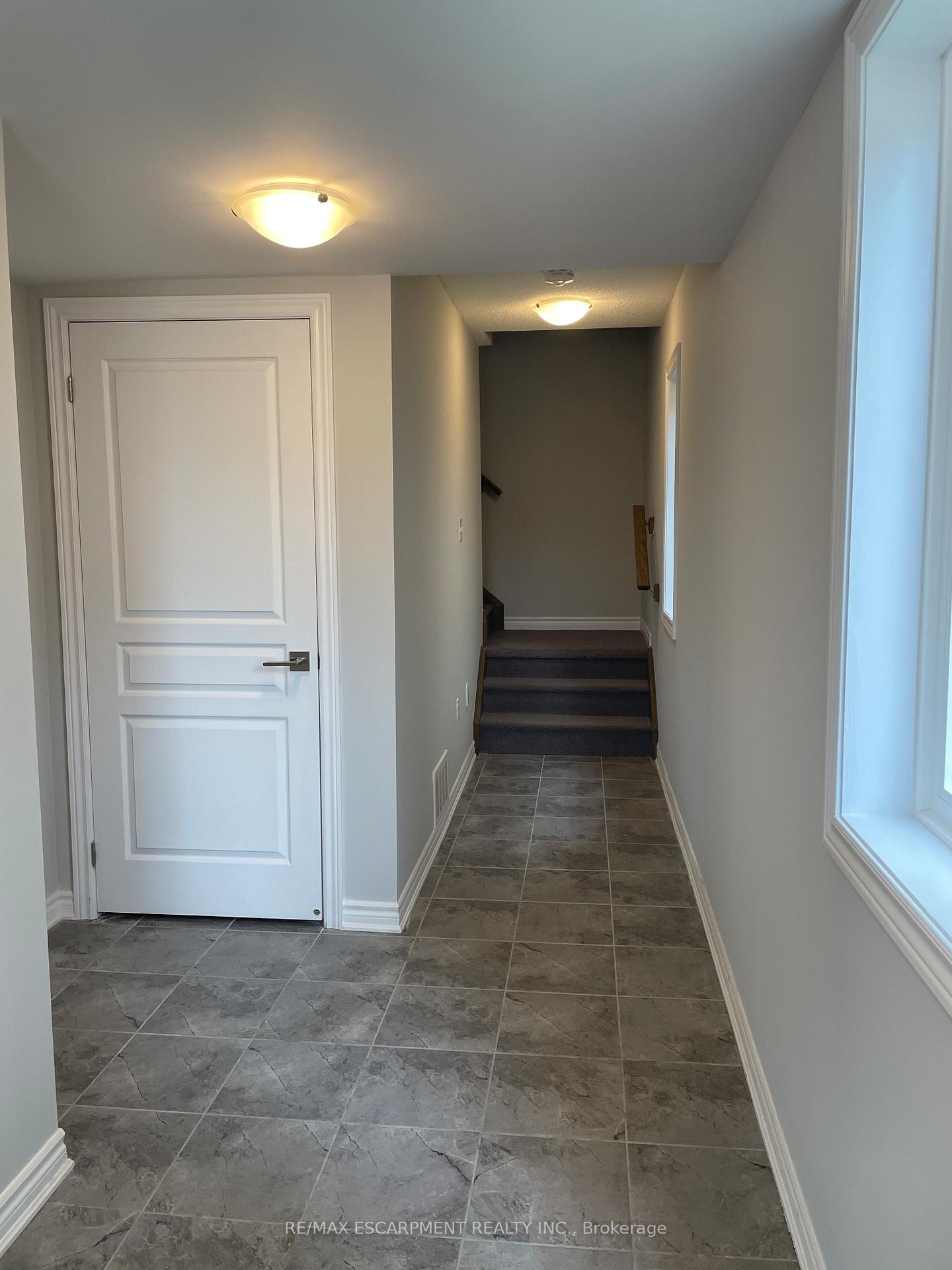 Photo 7 of Unit 94, 88 Decorso Drive, Guelph, Clairfields — HOMEH