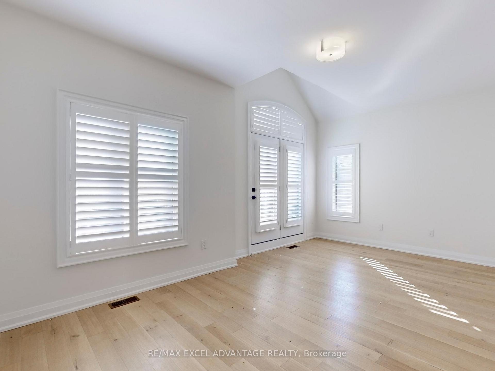 Photo 17 of 14 Abbeyhill Lane, Markham, Angus Glen — HOMEH