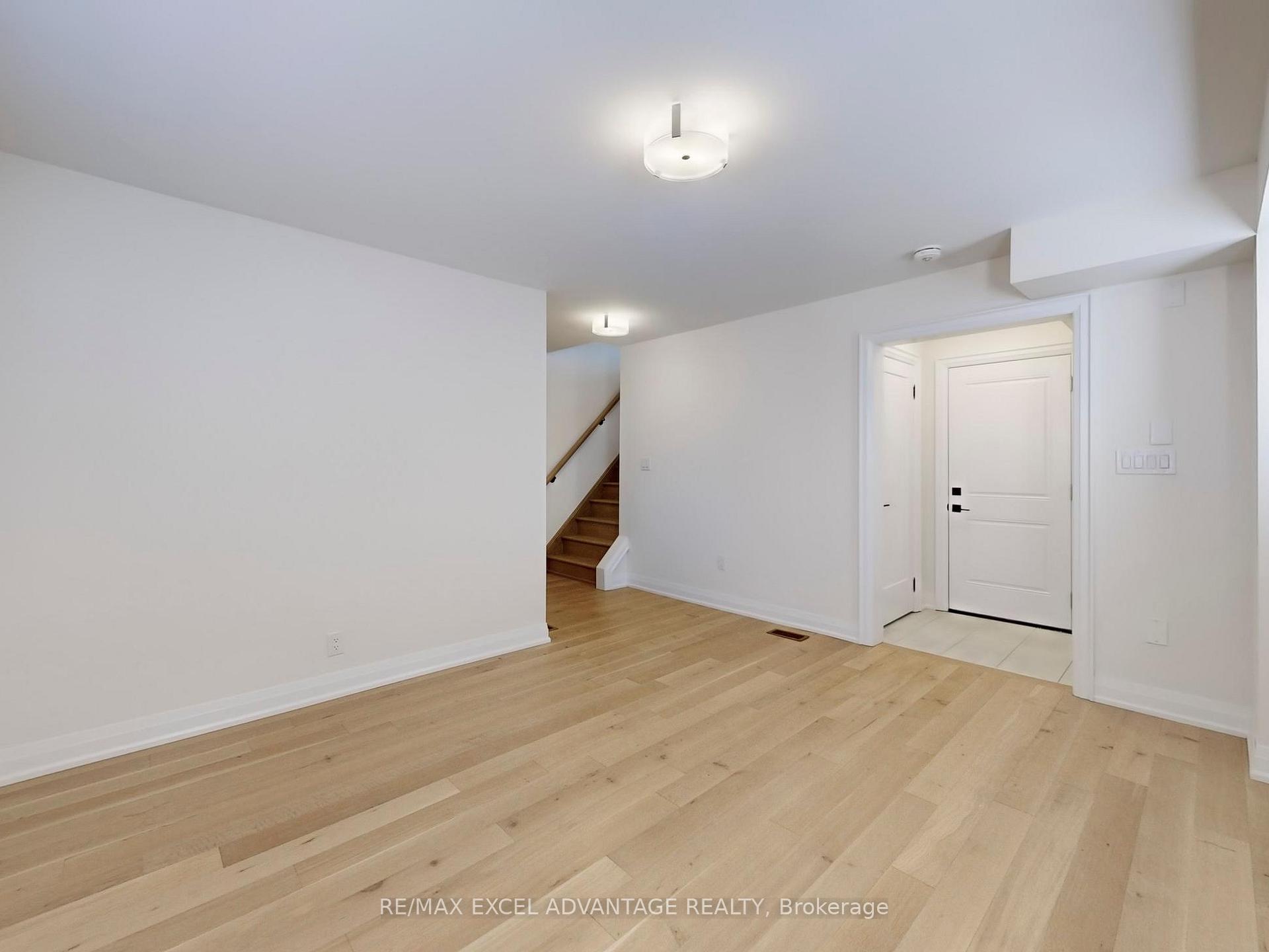 Photo 32 of 14 Abbeyhill Lane, Markham, Angus Glen — HOMEH