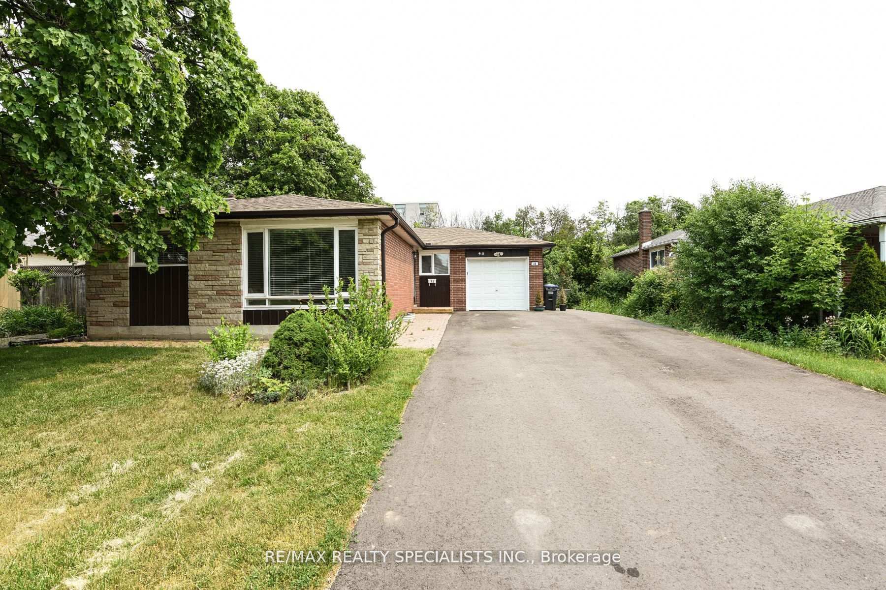 Photo 1 of 48 Appleby Drive, Brampton, Avondale — HOMEH