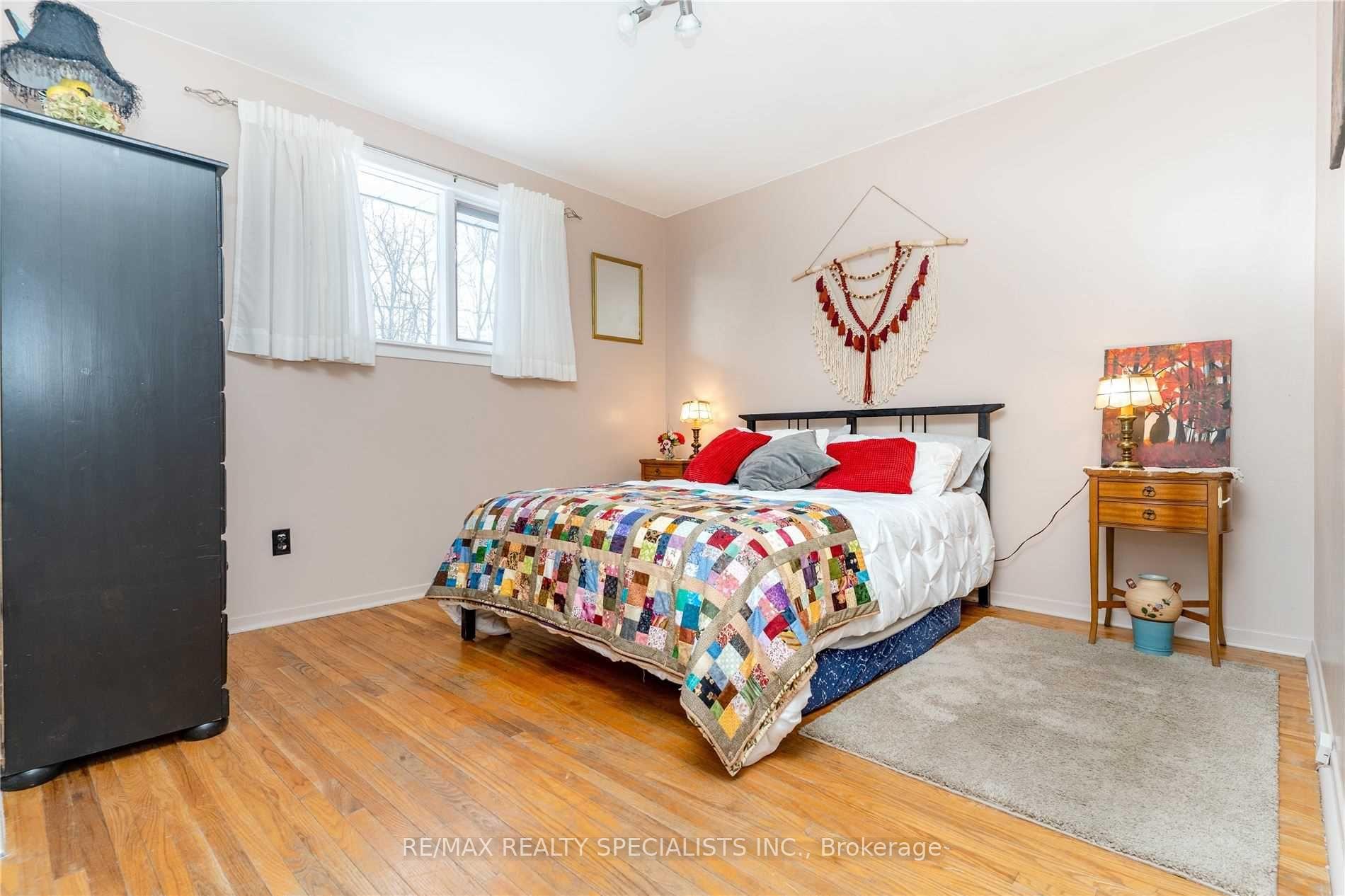 Photo 15 of 48 Appleby Drive, Brampton, Avondale — HOMEH