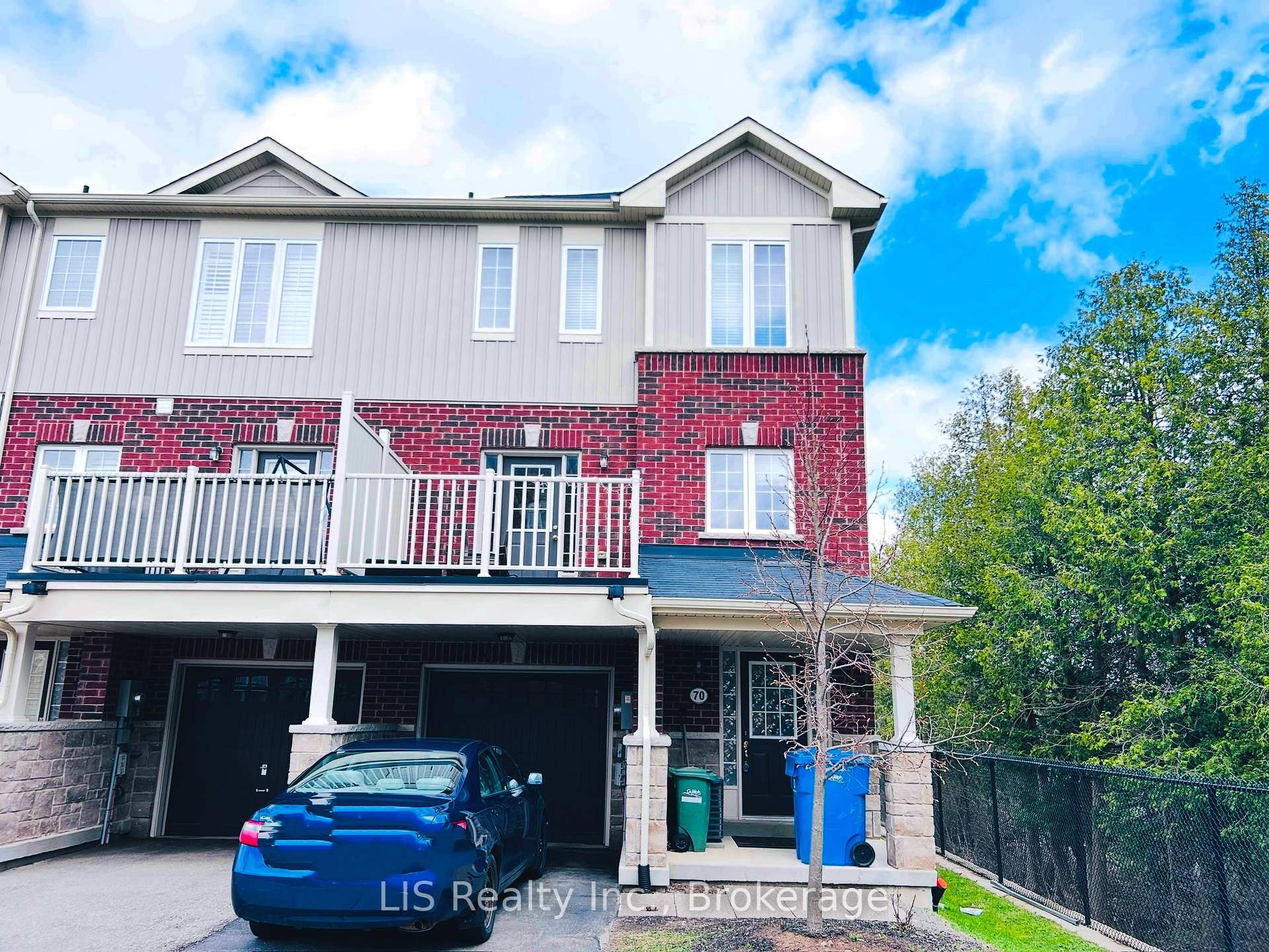 Photo 1 of Unit 70, 88 Decorso Drive, Guelph, Kortright East — HOMEH