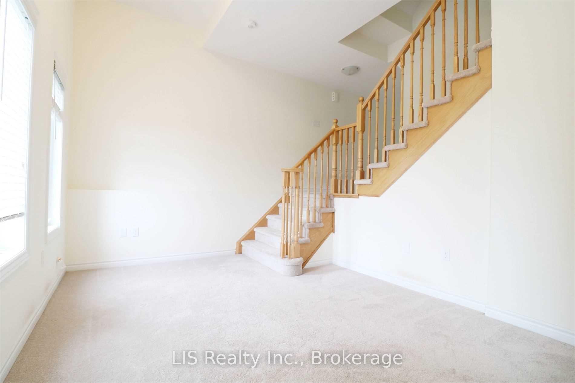 Photo 2 of Unit 70, 88 Decorso Drive, Guelph, Kortright East — HOMEH