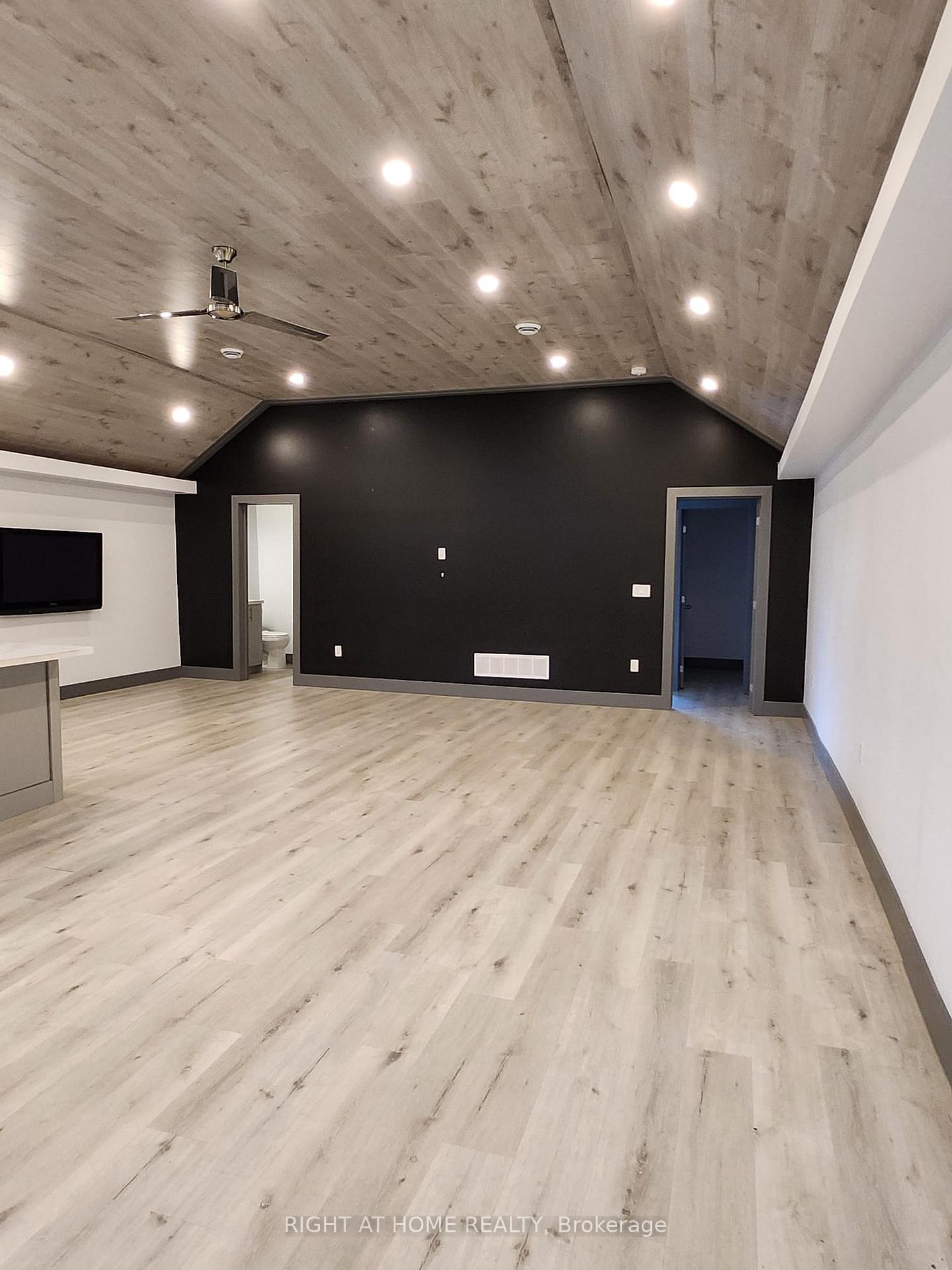 Photo 9 of Unit UPPER LEVEL, 3038 Rural Rd 56, Hamilton, Binbrook — HOMEH