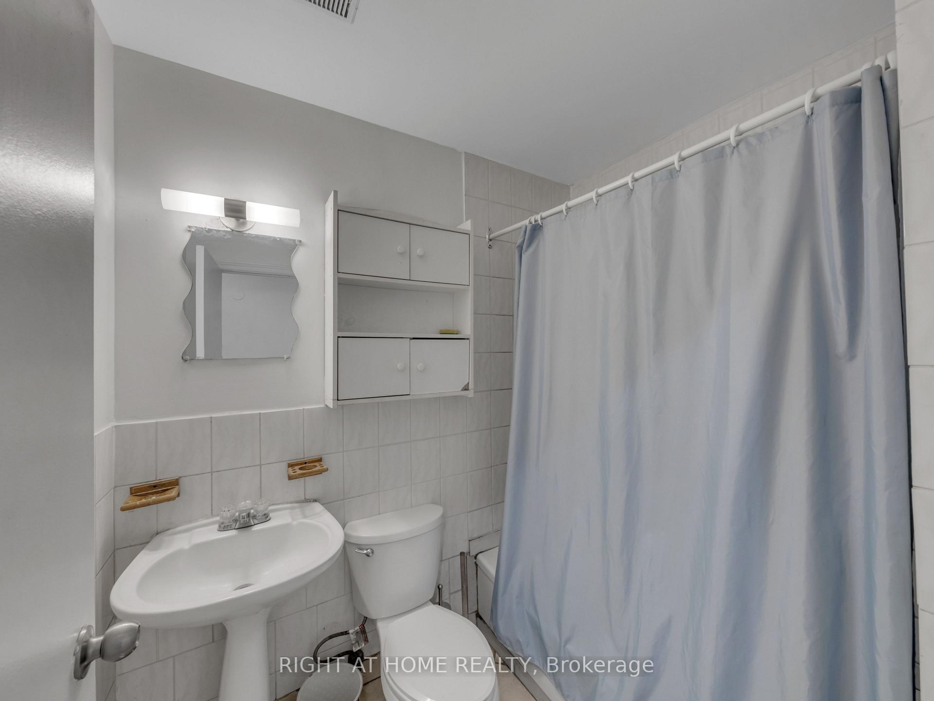 Photo 11 of Unit 13, 279 Drouillard Road, Windsor — HOMEH