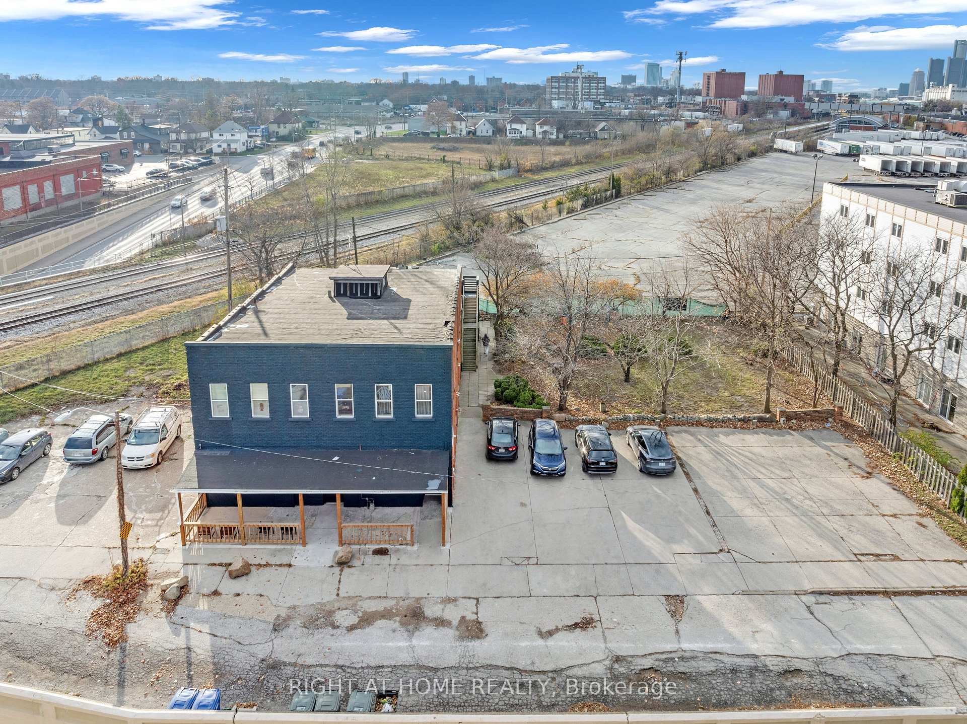 Photo 21 of Unit 13, 279 Drouillard Road, Windsor — HOMEH