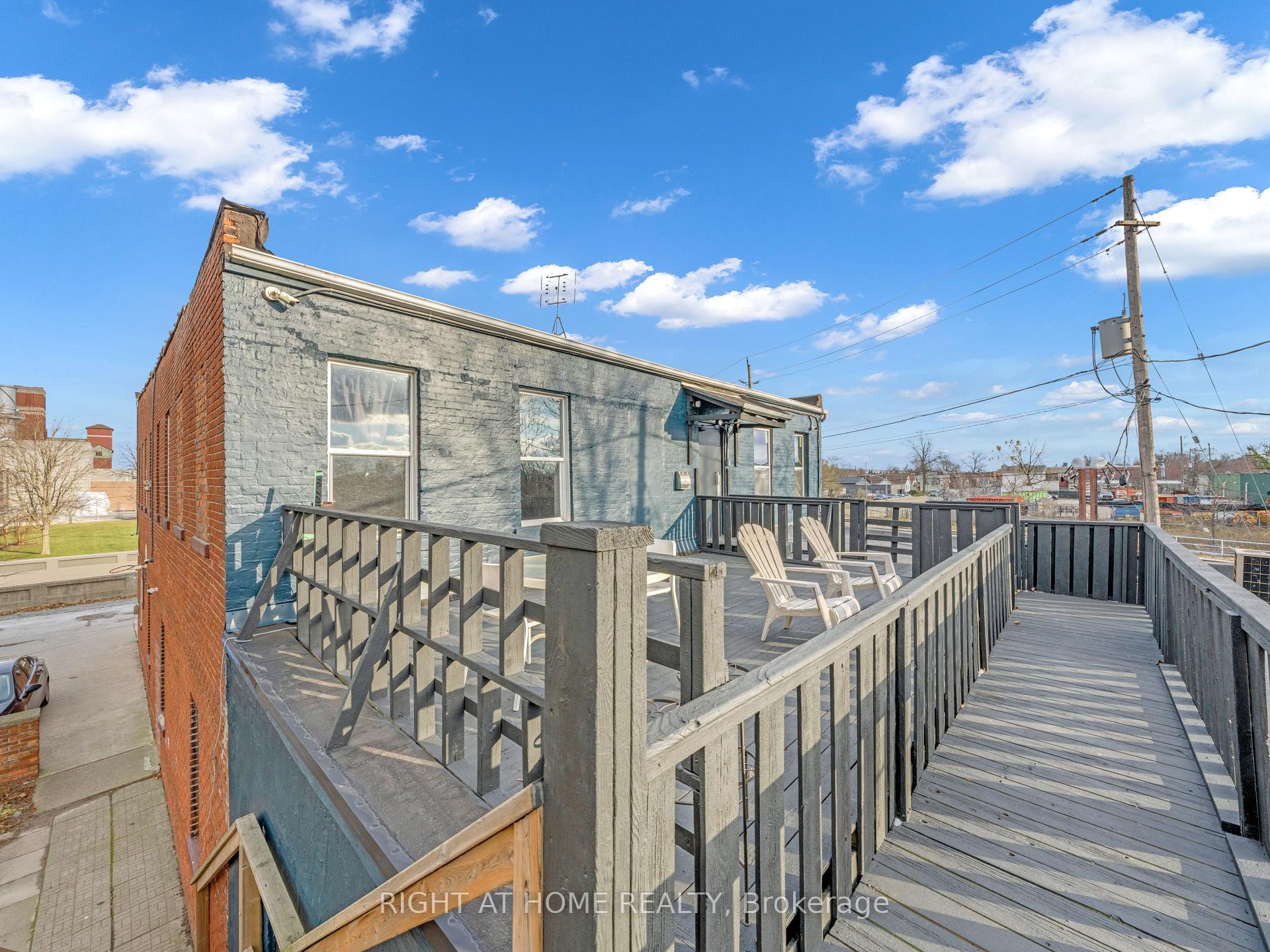 Photo 14 of Unit 13, 279 Drouillard Road, Windsor — HOMEH