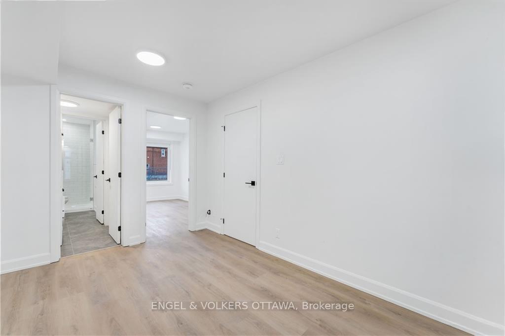 Photo 3 of Unit 2, 6b Monk Street, Ottawa, Glebe — HOMEH