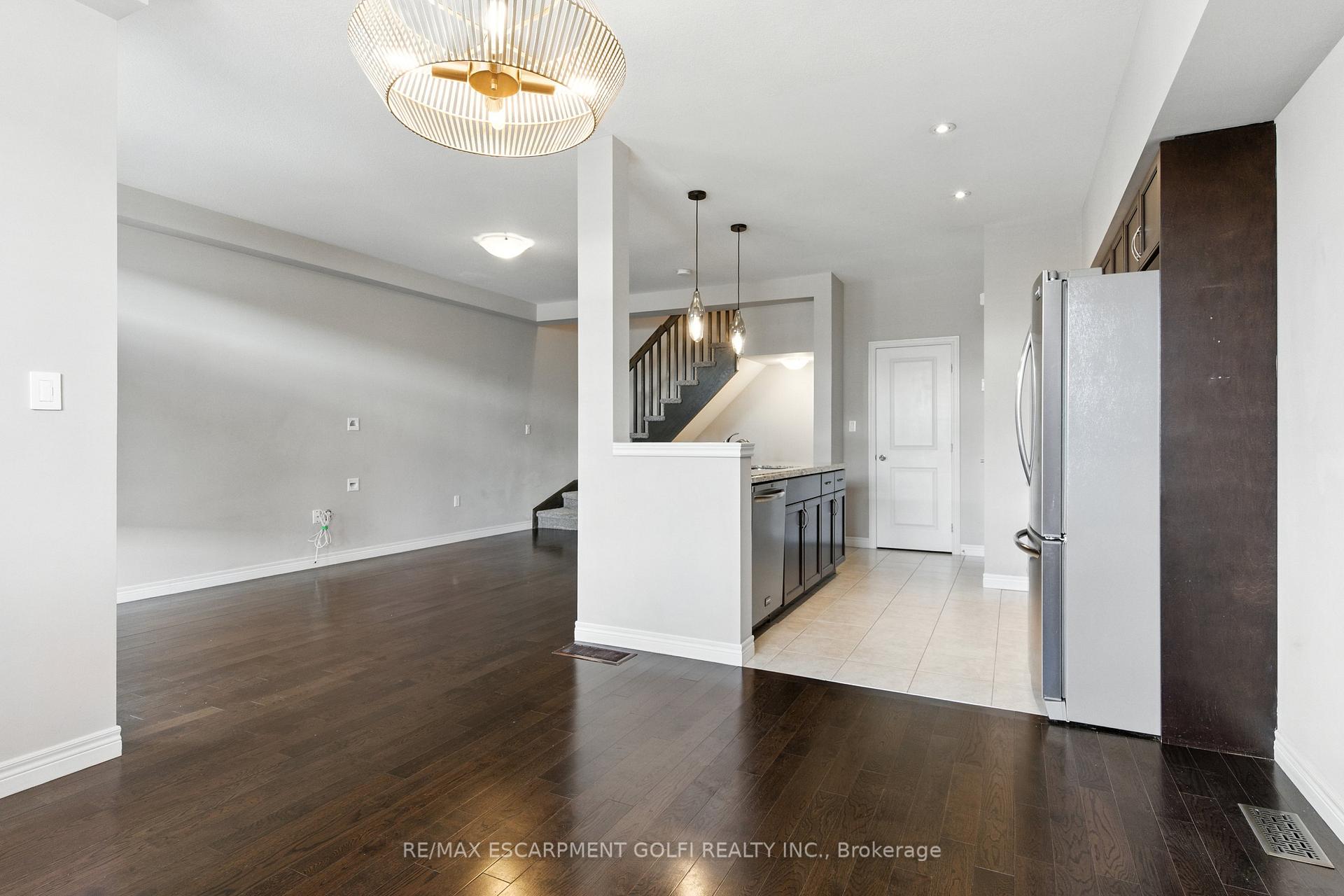 Photo 7 of Unit 81, 6 Chestnut Drive, Grimsby, Grimsby West — HOMEH