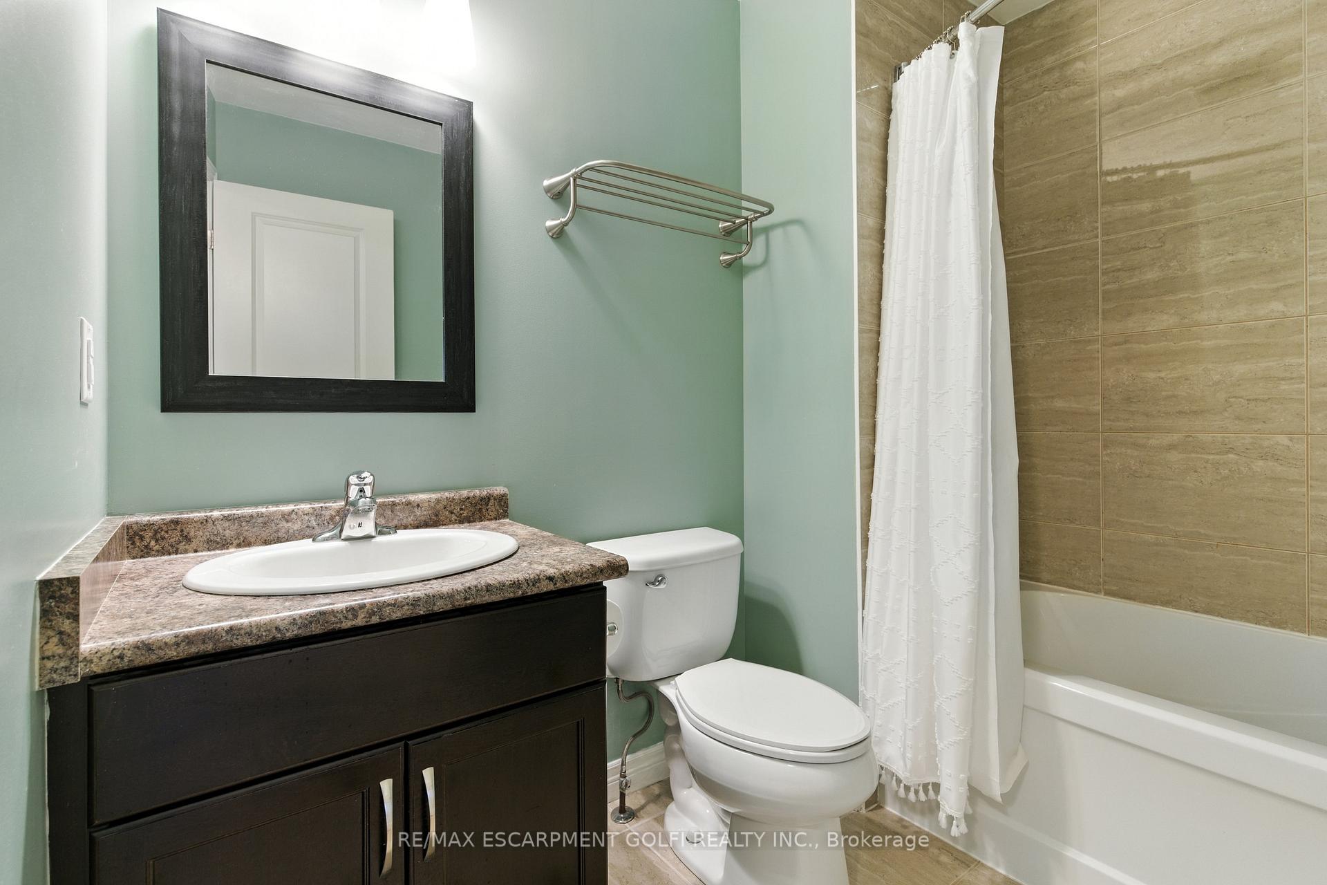 Photo 12 of Unit 81, 6 Chestnut Drive, Grimsby, Grimsby West — HOMEH