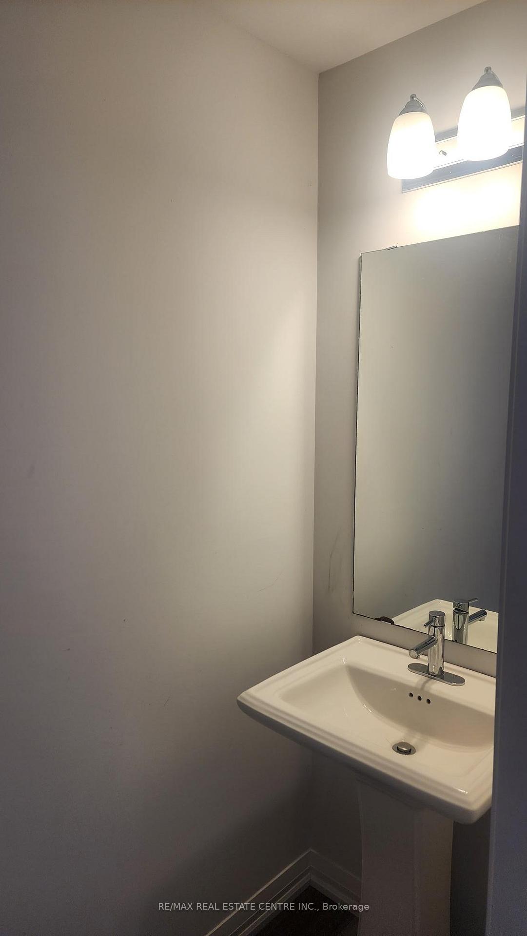 Photo 2 of Unit 14, 5080 Connor Drive, Lincoln, Beamsville — HOMEH