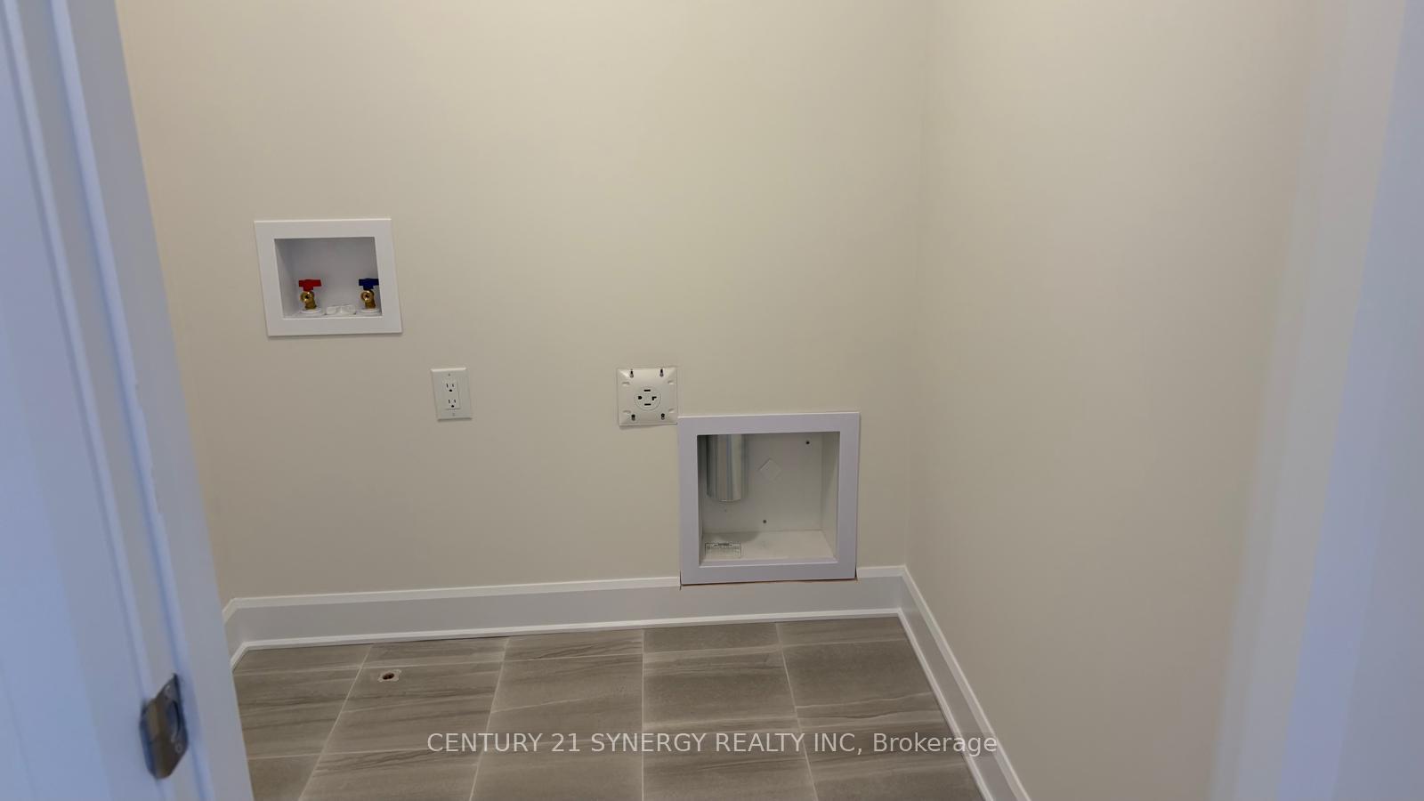 Photo 6 of 1048 Ventus Way, Ottawa, Chapel Hill South - Orleans Village — HOMEH