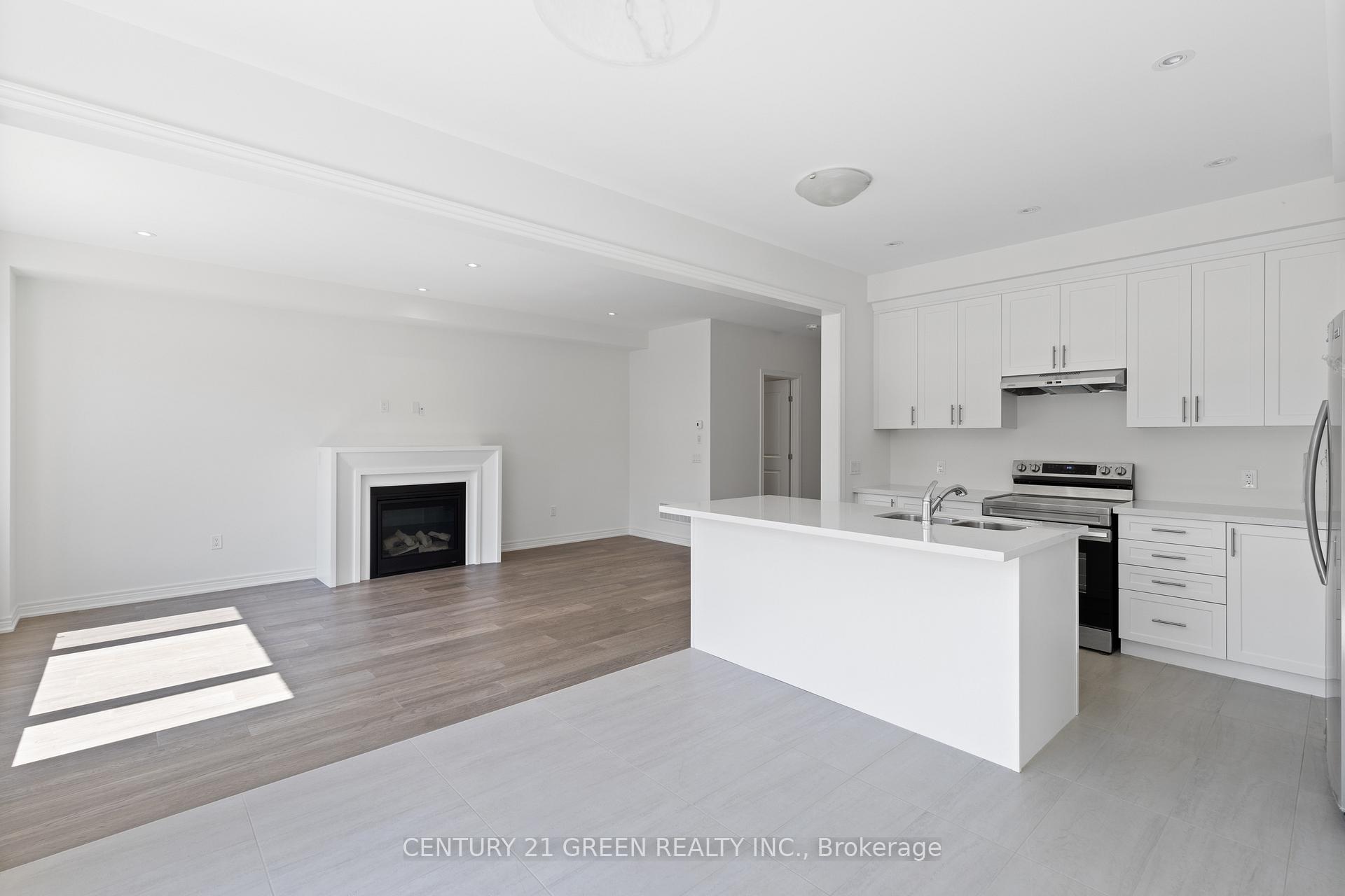 Photo 3 of Unit Main, 8 Shawbridge Court, Hamilton, Stoney Creek — HOMEH