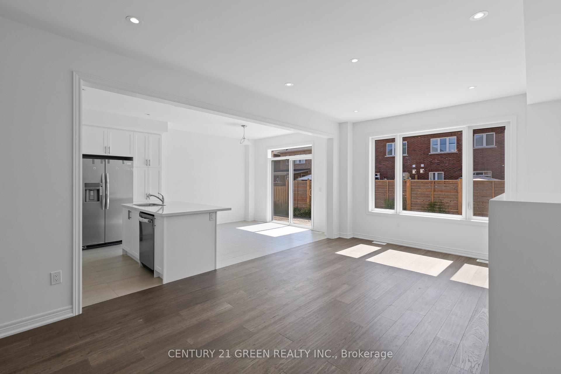 Photo 13 of Unit Main, 8 Shawbridge Court, Hamilton, Stoney Creek — HOMEH
