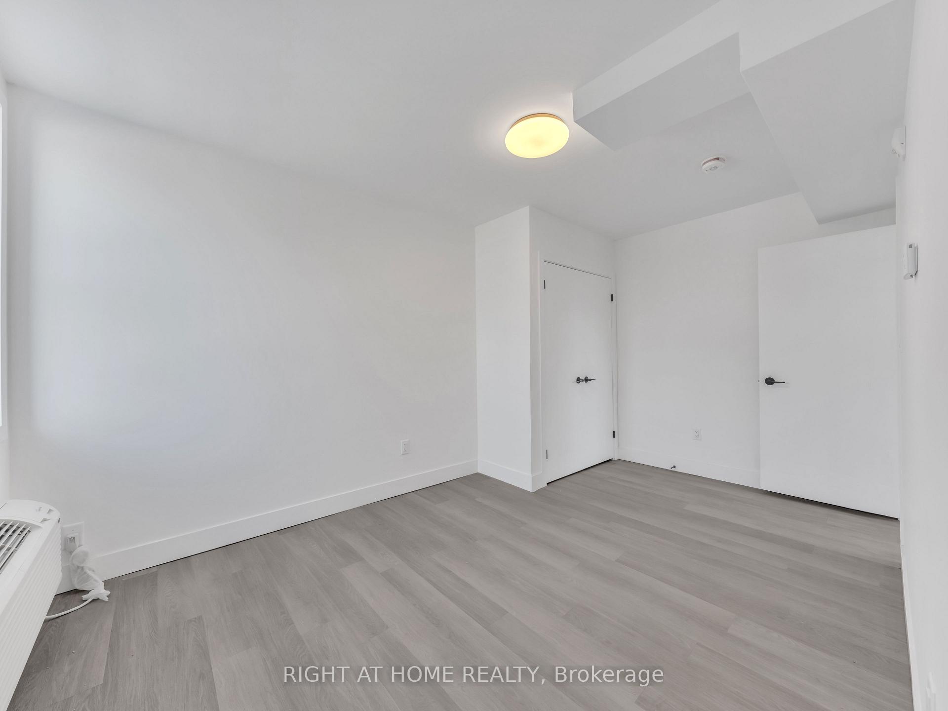 Photo 7 of Unit 204, 1804 Drouillard Road, Windsor — HOMEH