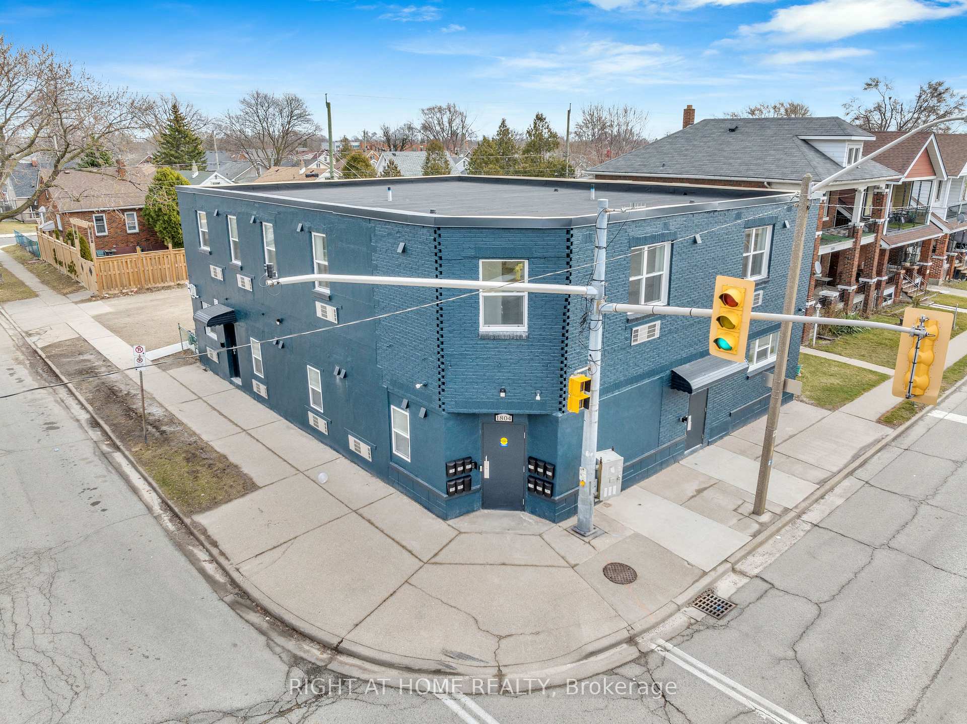 Photo 21 of Unit 204, 1804 Drouillard Road, Windsor — HOMEH