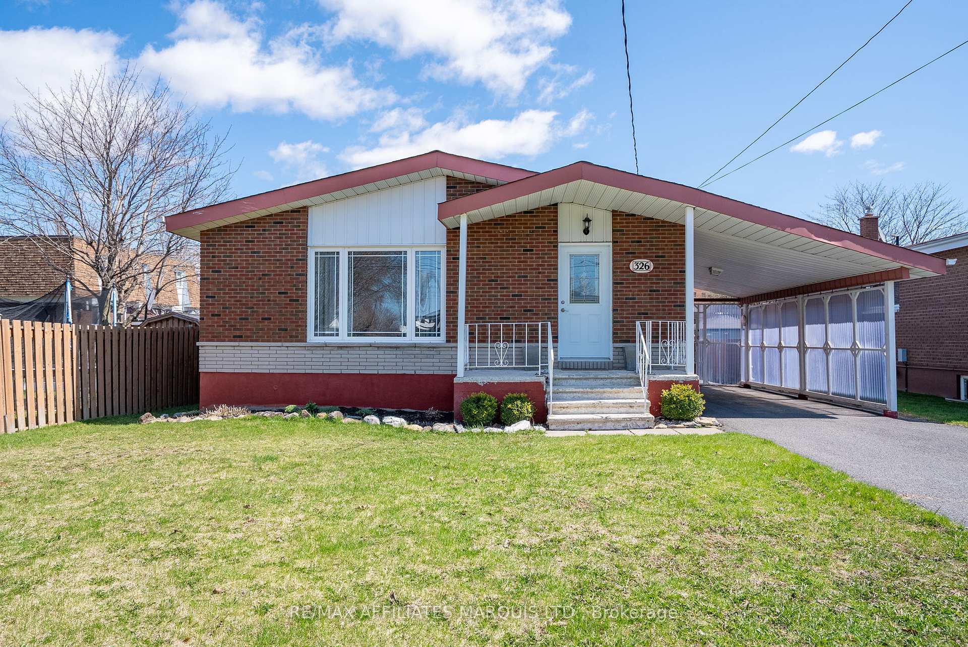 Photo 3 of 326 Danis Avenue, Cornwall — HOMEH