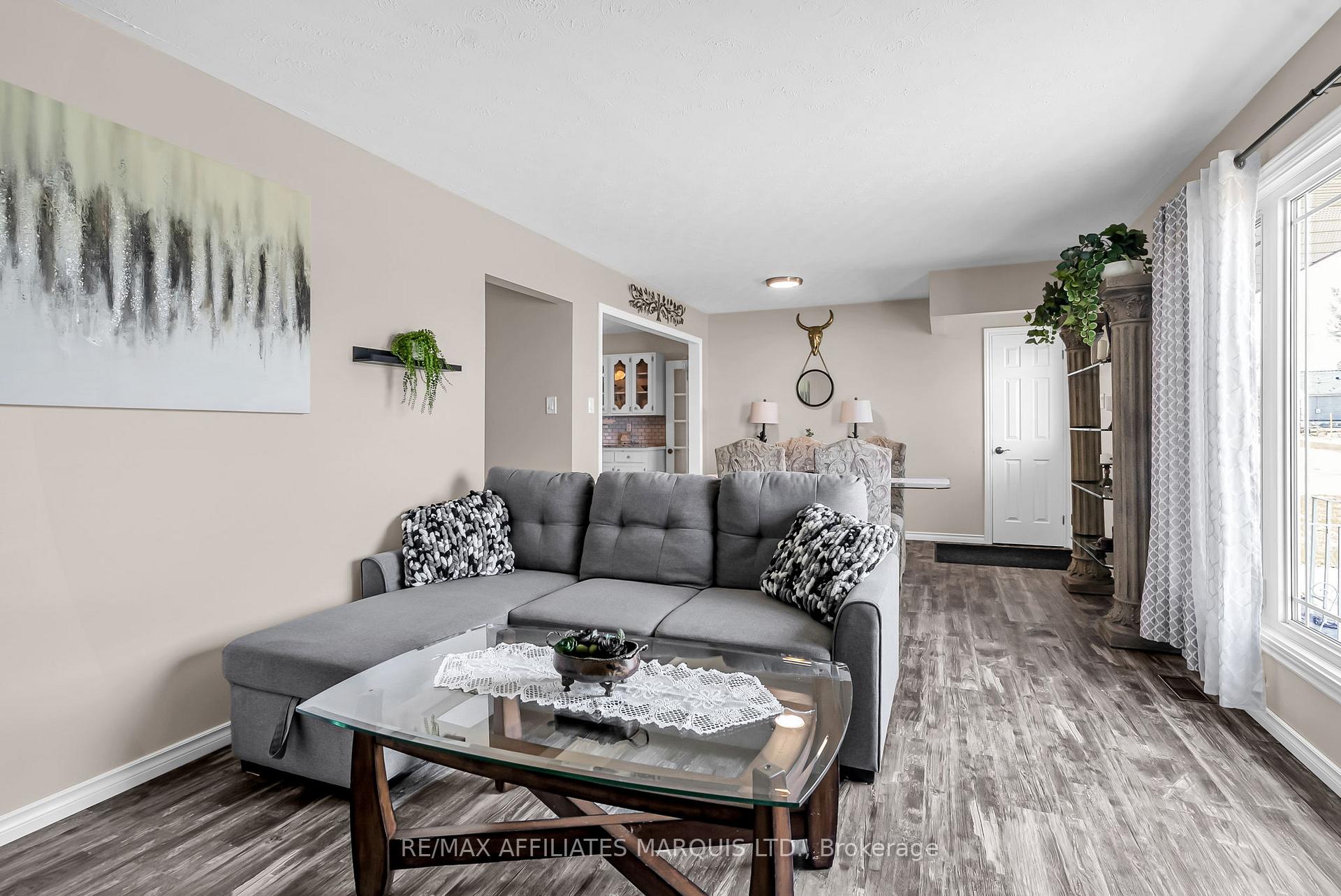 Photo 8 of 326 Danis Avenue, Cornwall — HOMEH