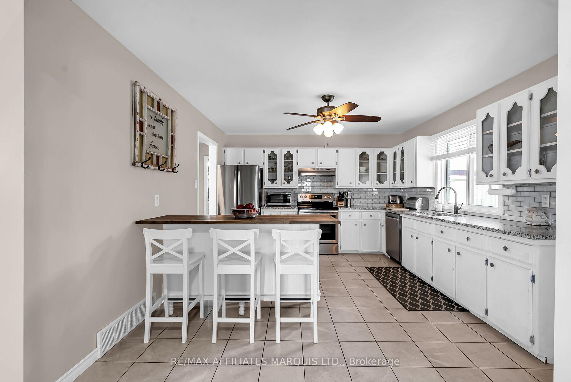 Photo 10 of 326 Danis Avenue, Cornwall — HOMEH