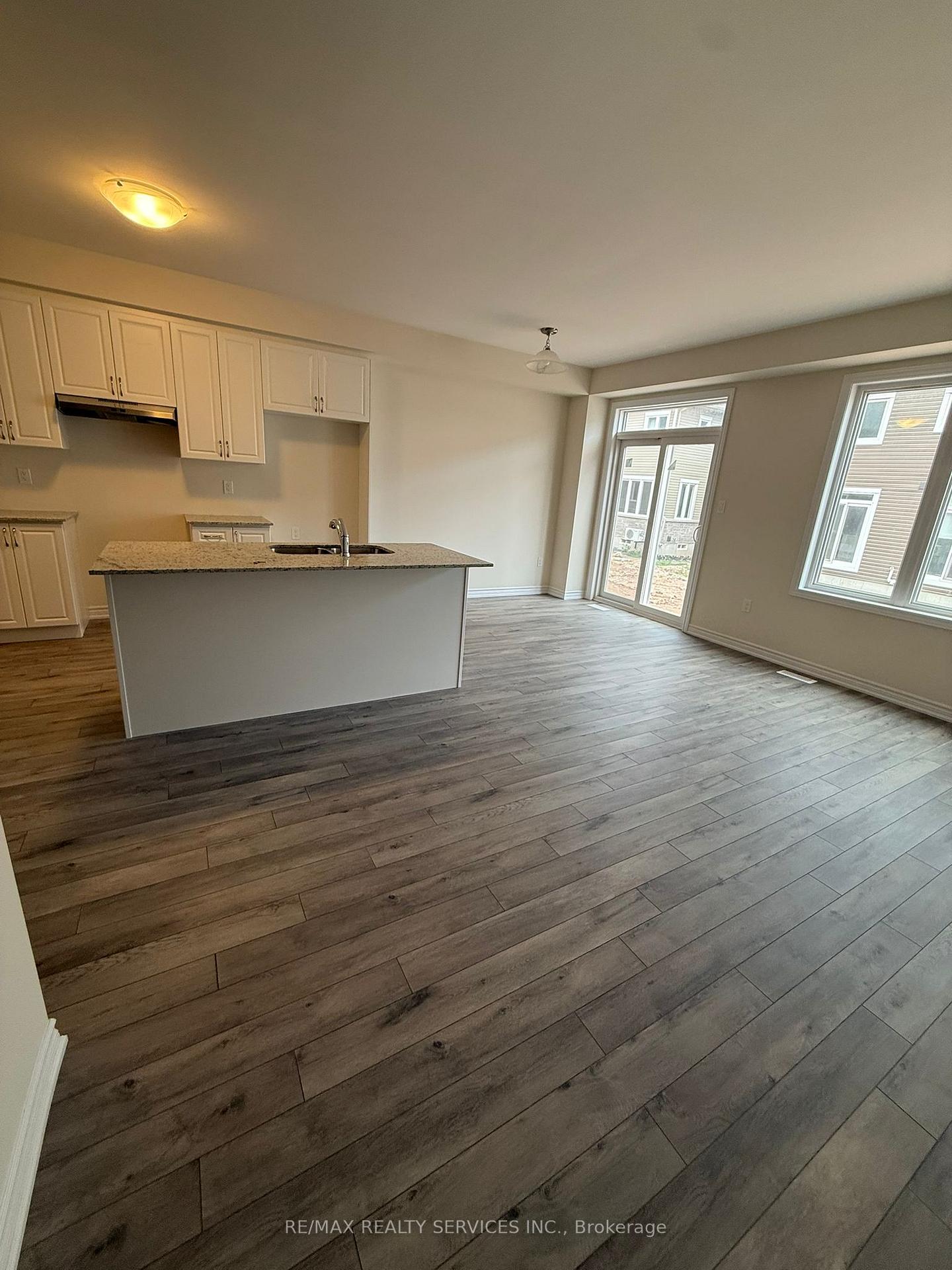 Photo 6 of 157 McGill Avenue, Erin — HOMEH