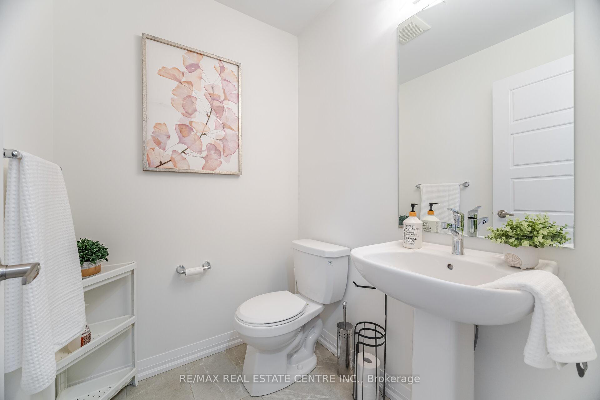 Photo 30 of 33 Granville Crescent, Haldimand — HOMEH